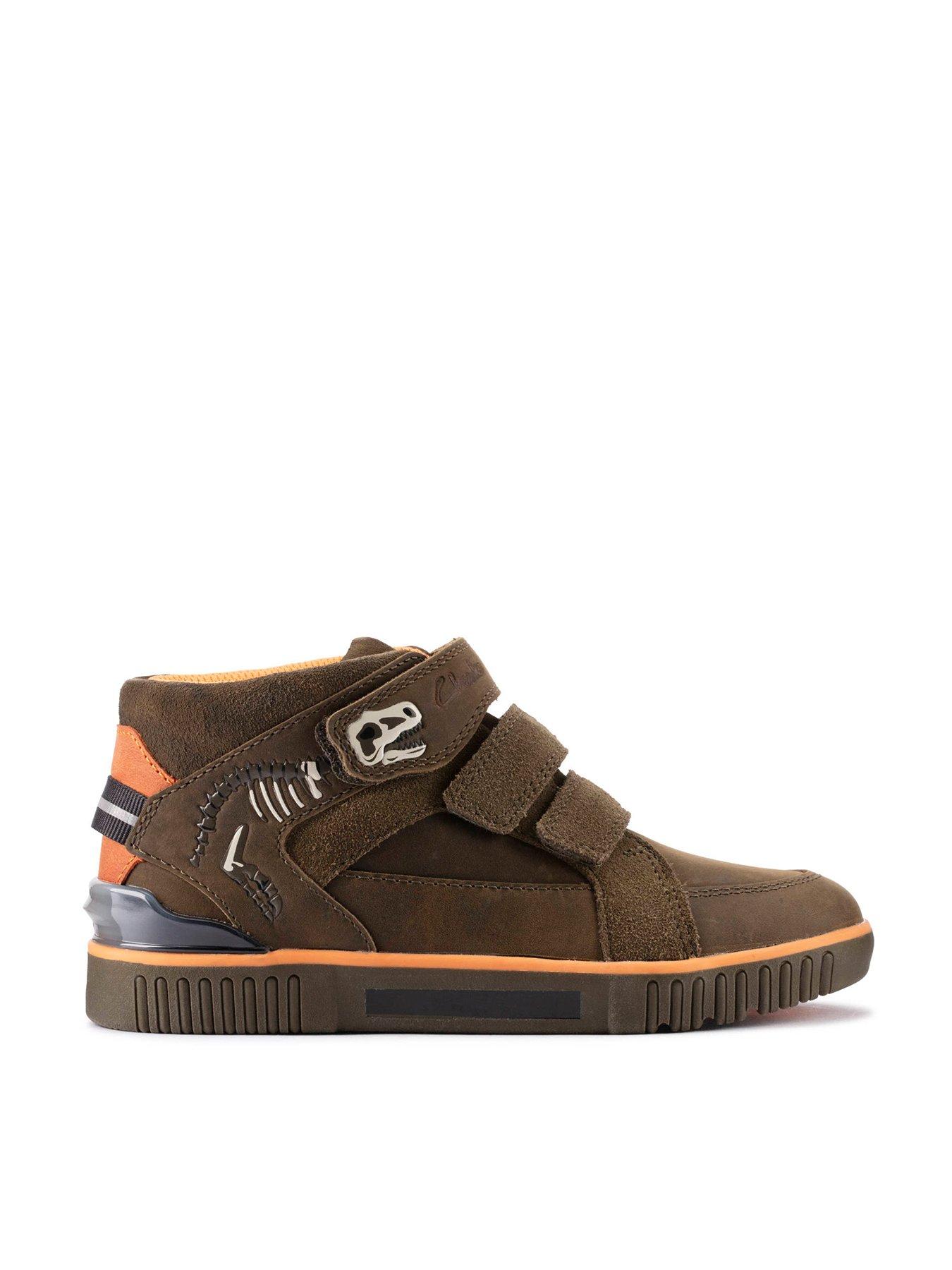 Clarks oslo boots store