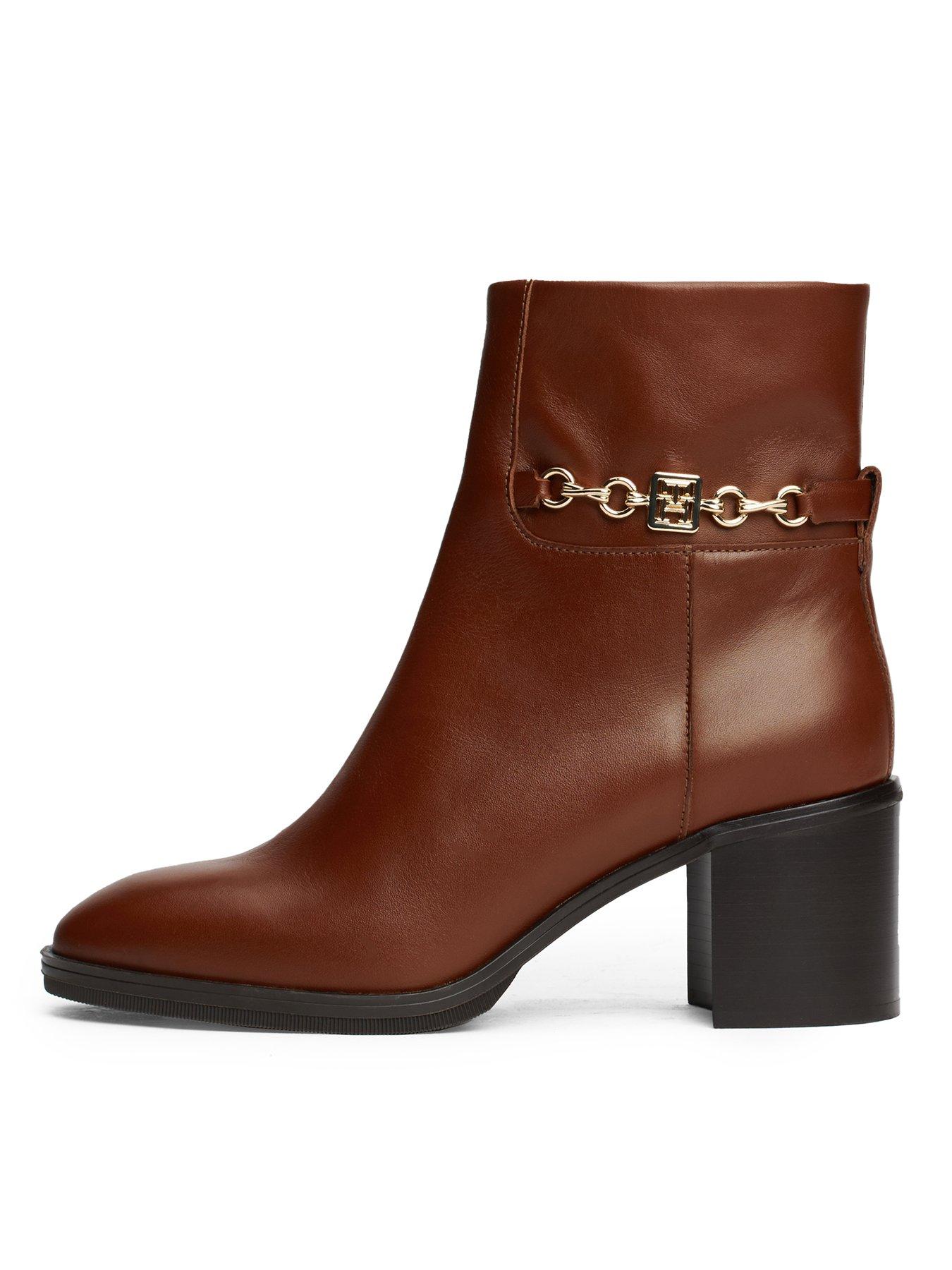 undefined Chain Detail Leather Ankle Boots - Brown