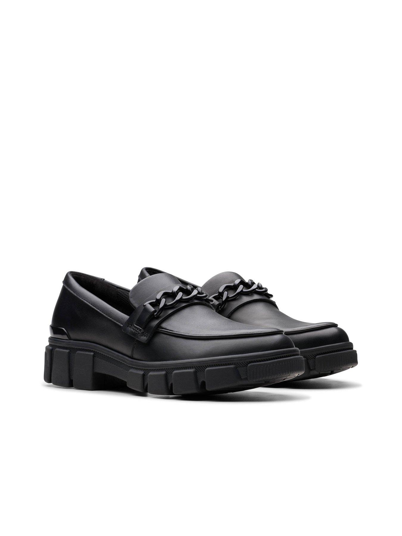 Clarks Youth Evyn Walk Chain Leather Loafer Very