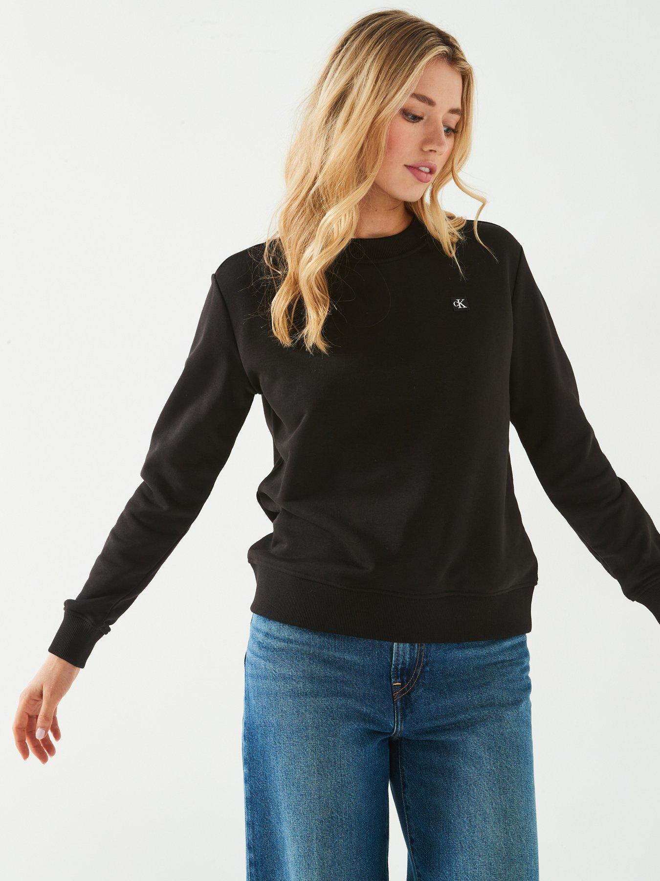 Black sweatshirt with black jeans hotsell