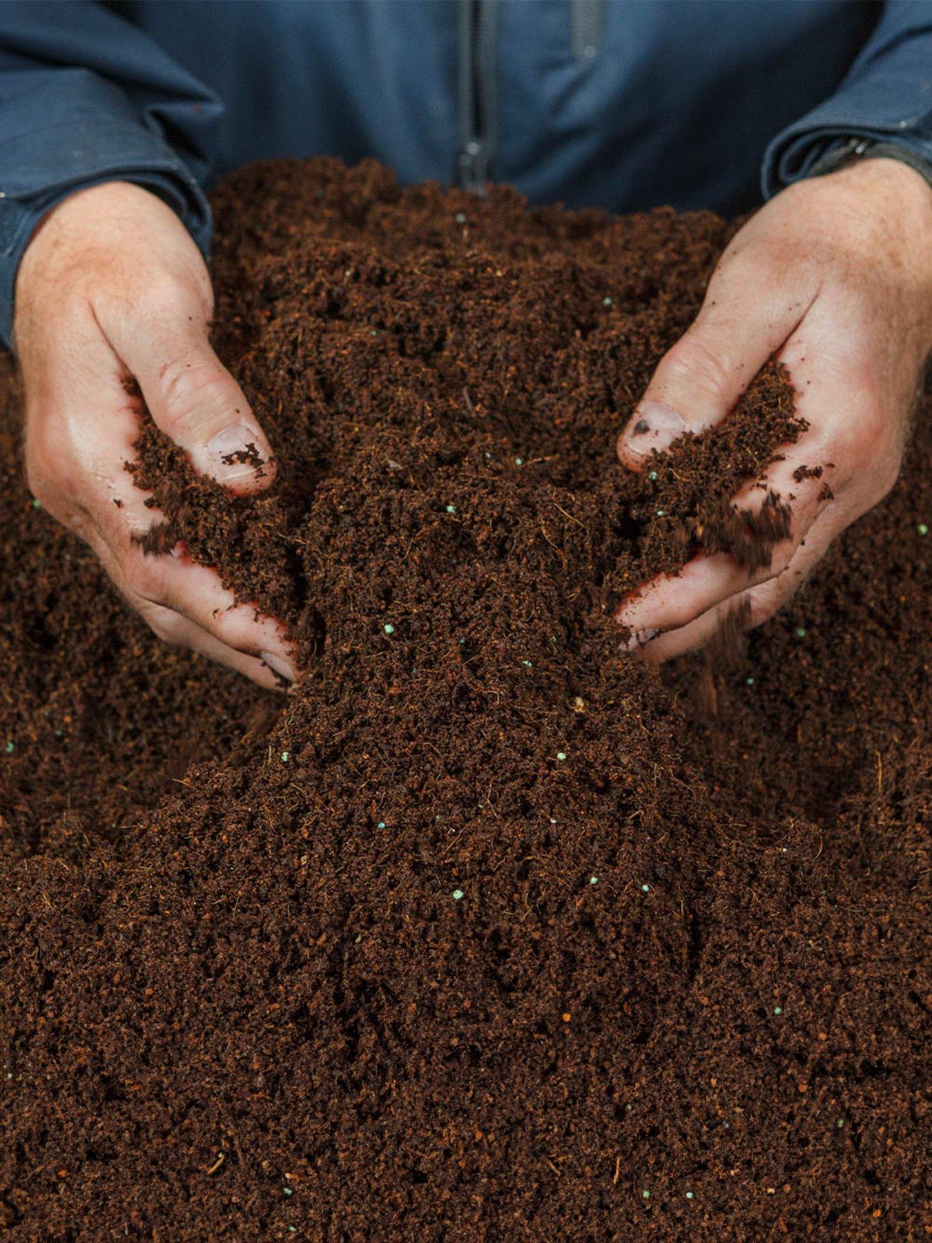 Product photograph of Eazy Grow Multi Purpose Peat Free Coco Compost 320l from very.co.uk