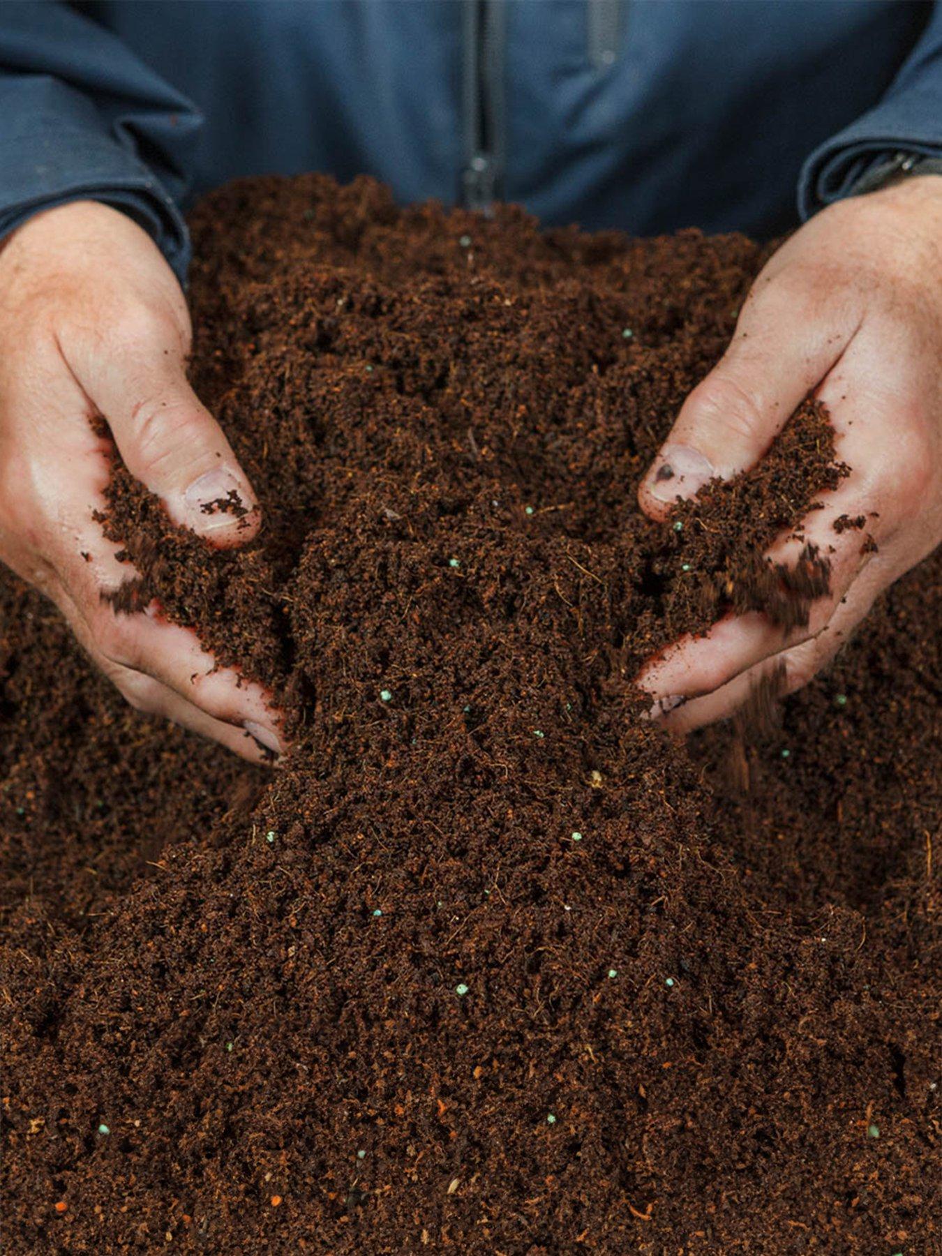 Product photograph of Eazy Grow Multi Purpose Peat Free Coco Compost 400l from very.co.uk