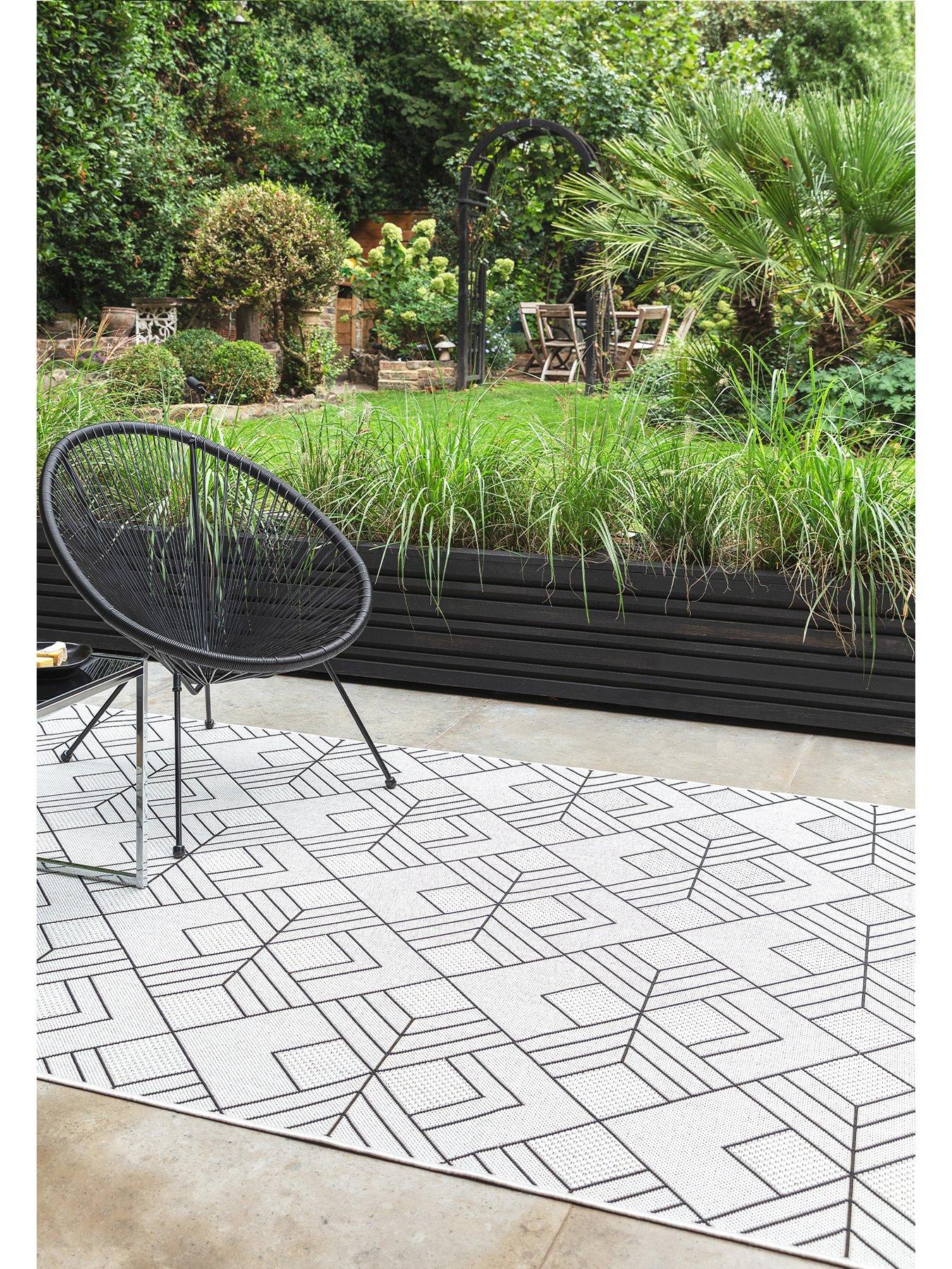 Product photograph of Asiatic Patio Diamond Deco Ivory Indoor Outdoor Rug from very.co.uk