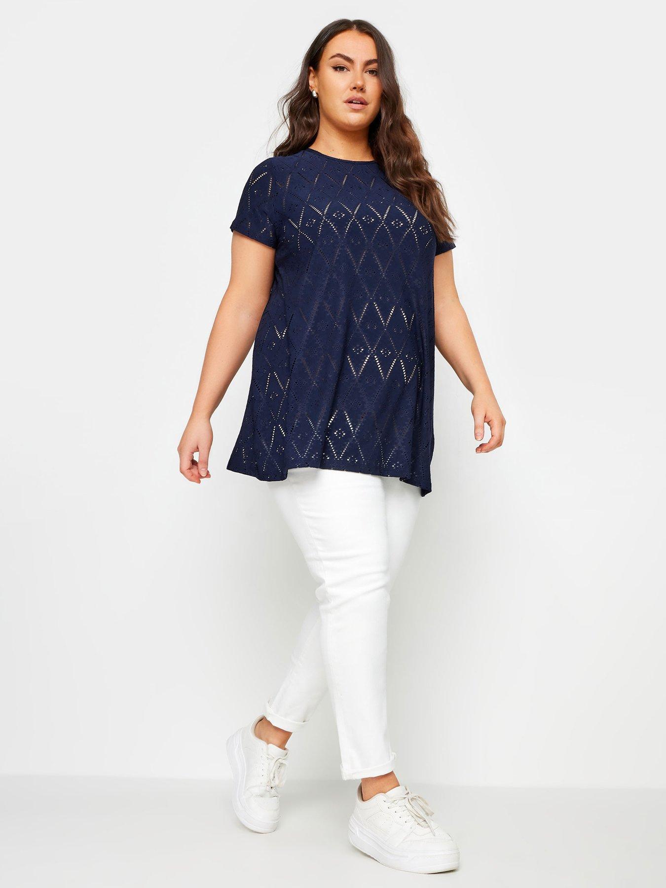 Image 3 of 4 of Yours Curve Broderie Swing T-shirt - Blue