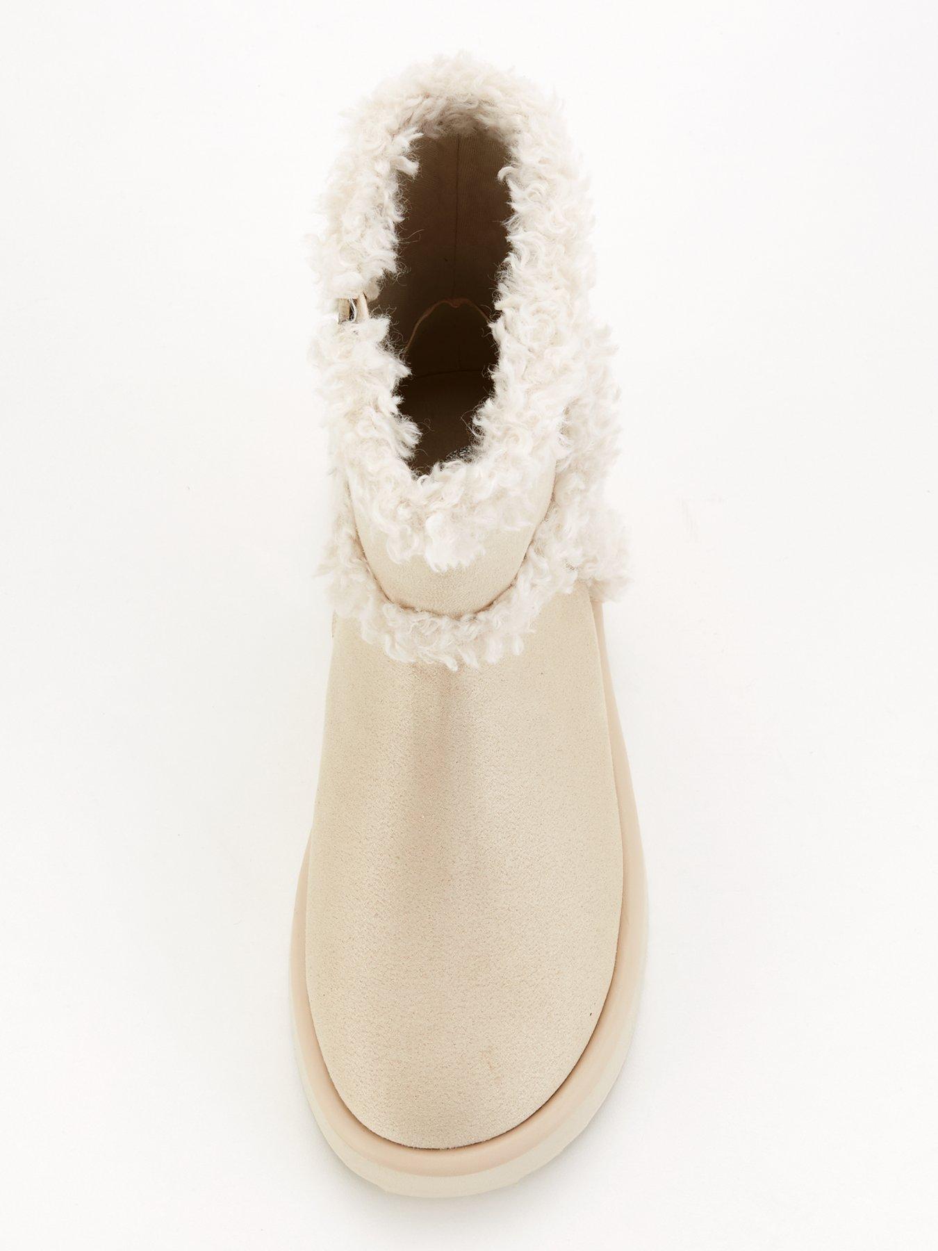 Image 4 of 7 of Everyday Flatform Ankle Boot With Faux Fur - Cream