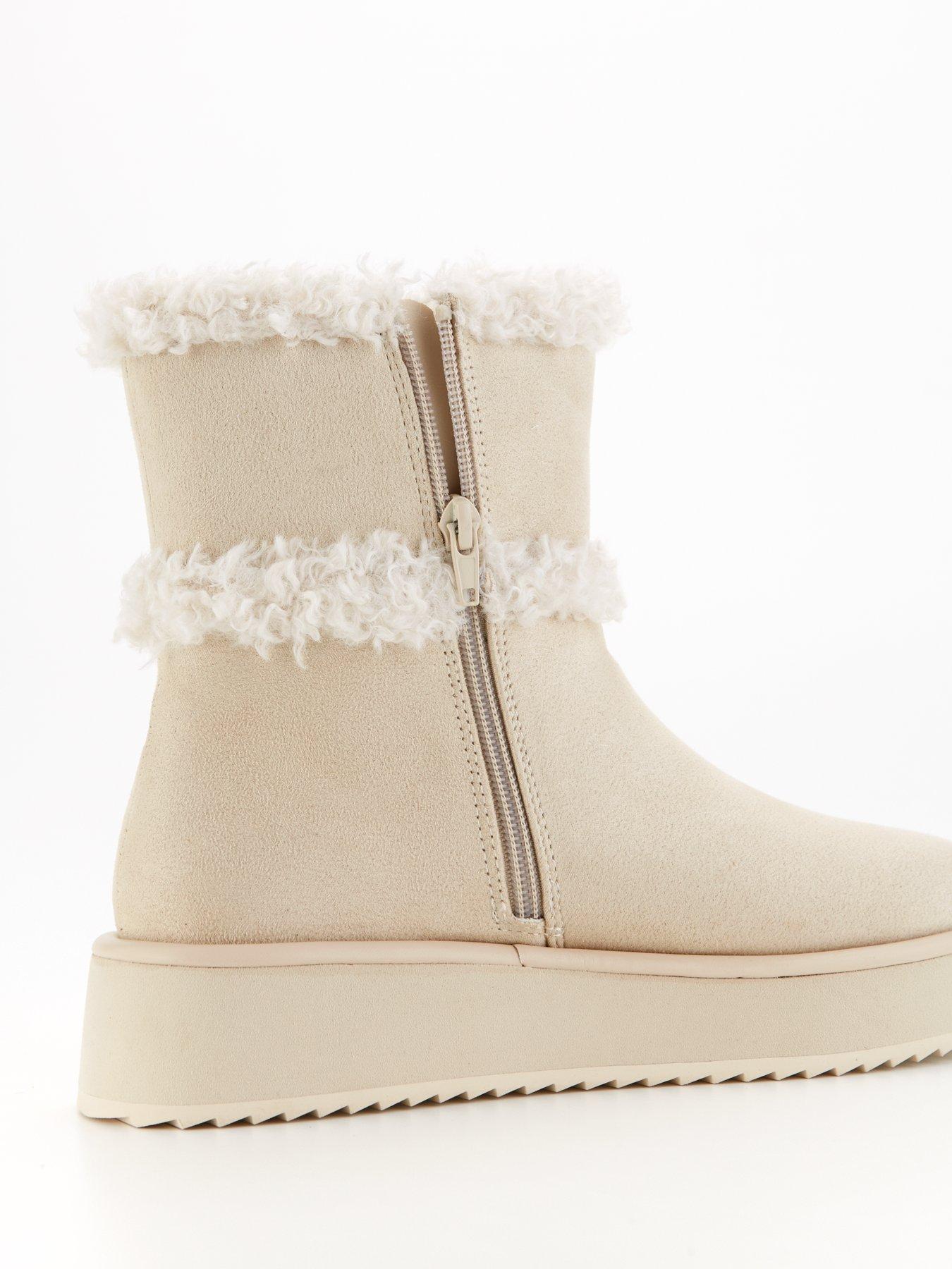 Image 6 of 7 of Everyday Flatform Ankle Boot With Faux Fur - Cream