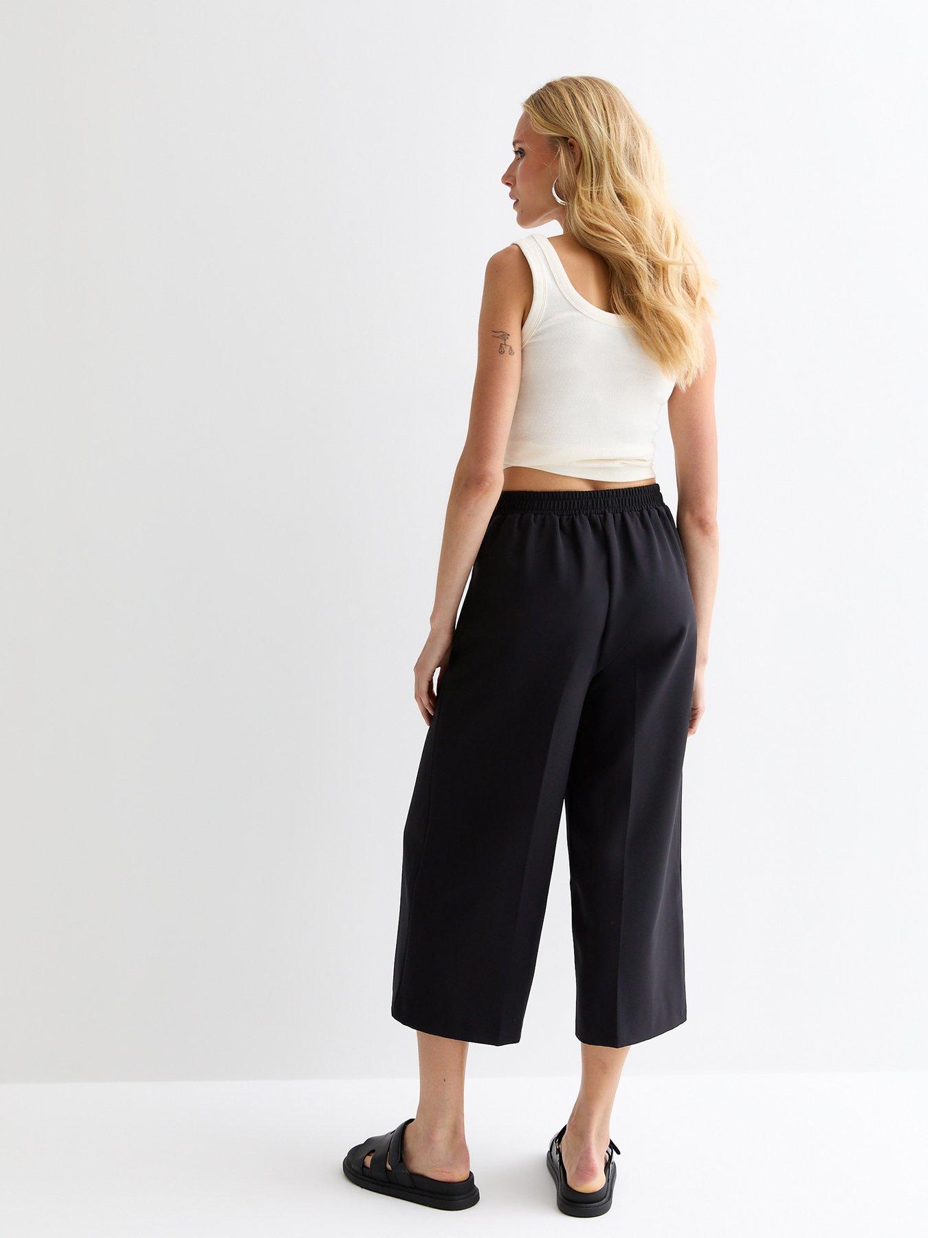 Black Pleated Wide leg Culottes