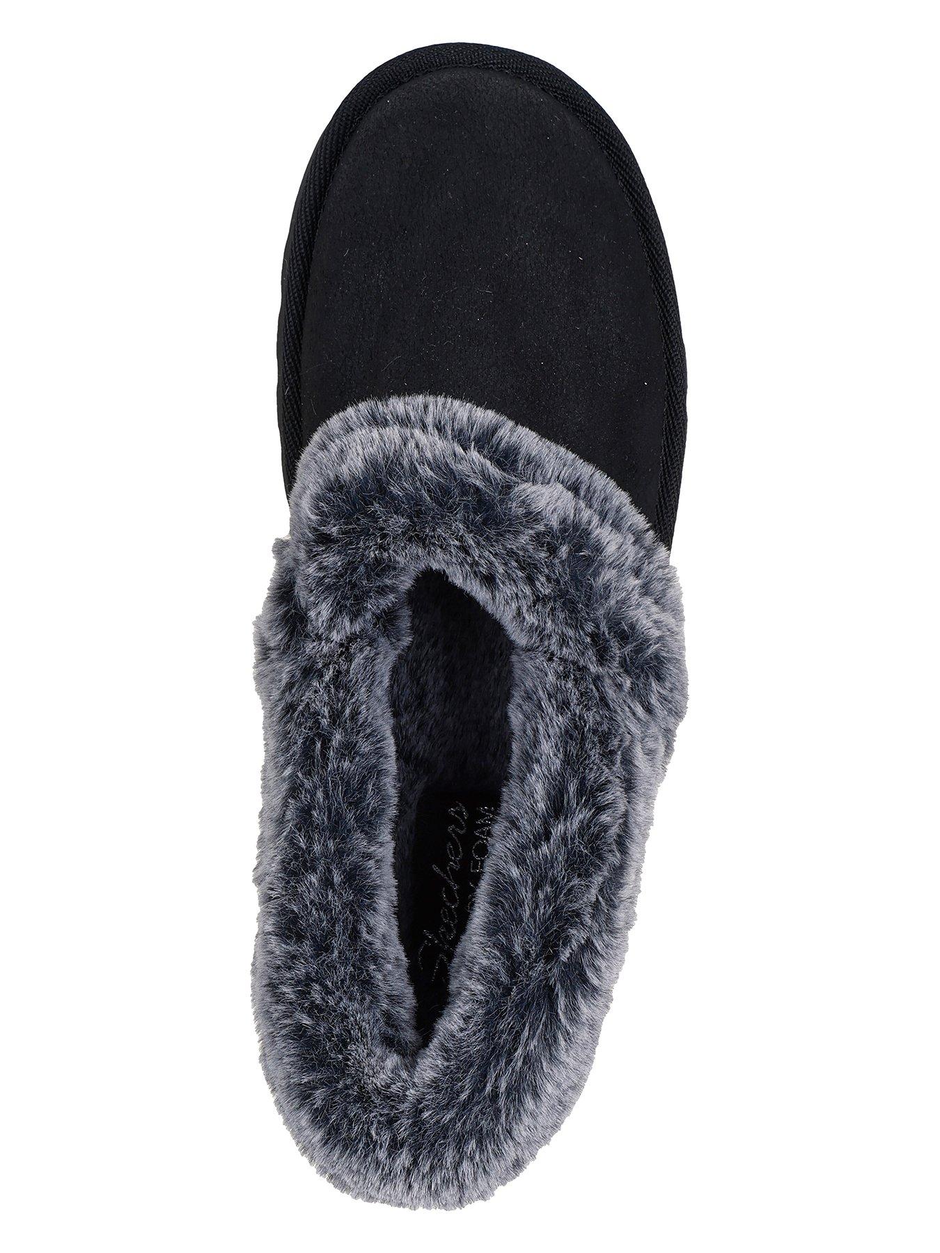 A Line Cozy Memory Foam Slippers Black