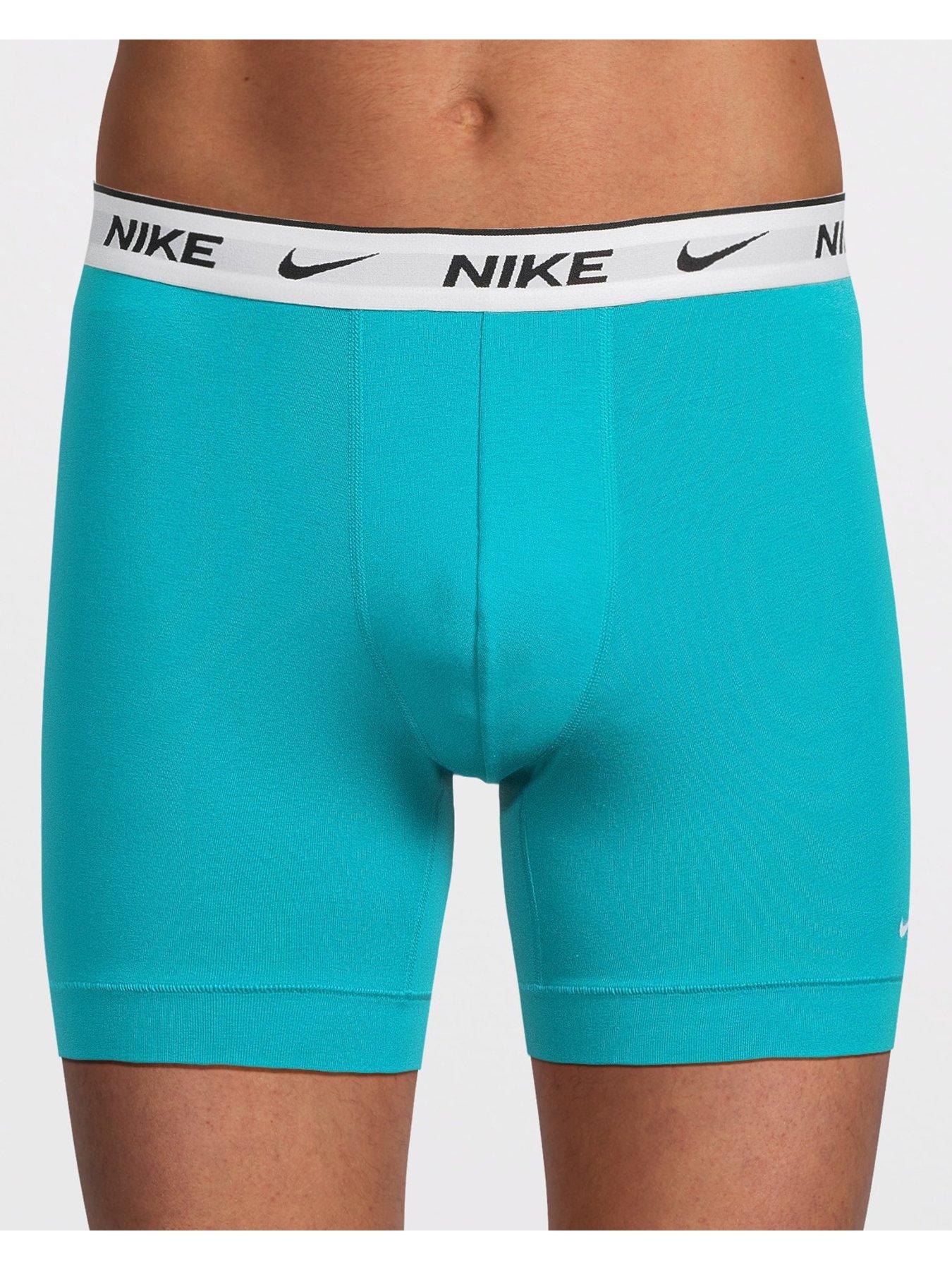 Image 2 of 4 of Nike 3pk Boxer Brief- Multi