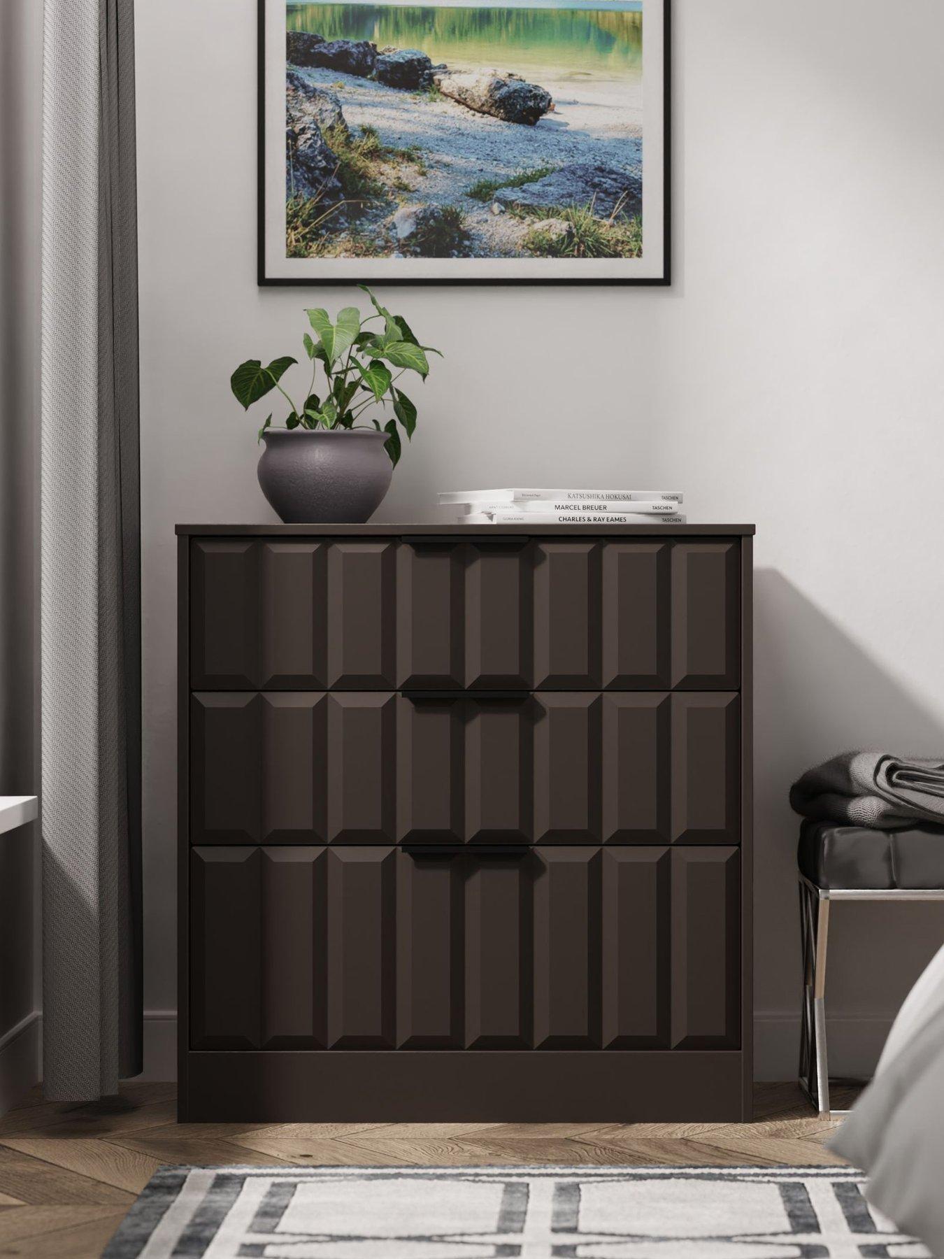 undefined Washington Ready Assembled 3 Drawer Deep Chest