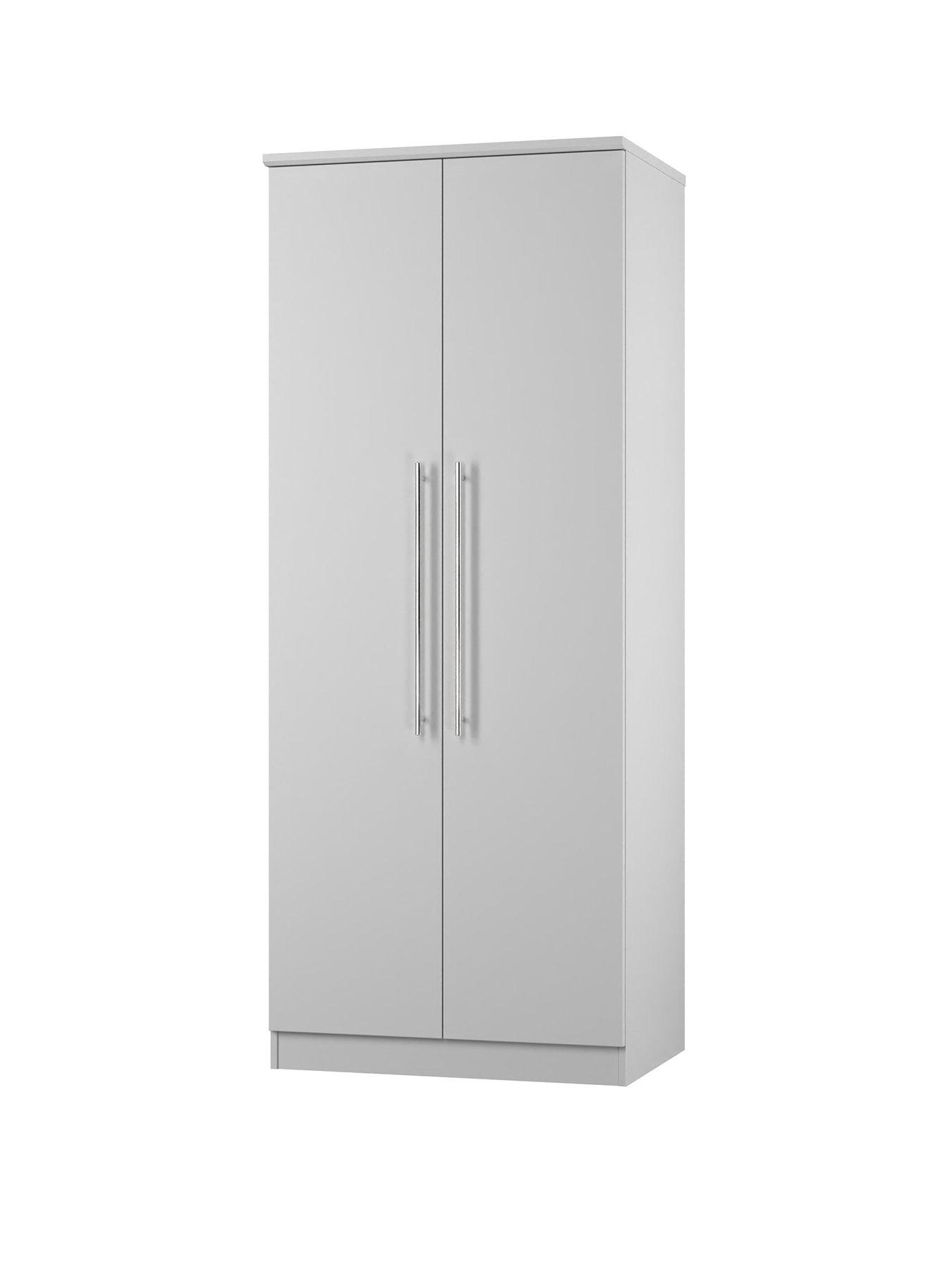 Image 3 of 5 of SWIFT Oxford Ready Assembled 4 Piece Set&nbsp;- 2x Bedside Chests,&nbsp;&nbsp;Chest of 3 Drawers, 2 Door&nbsp;Wardrobe