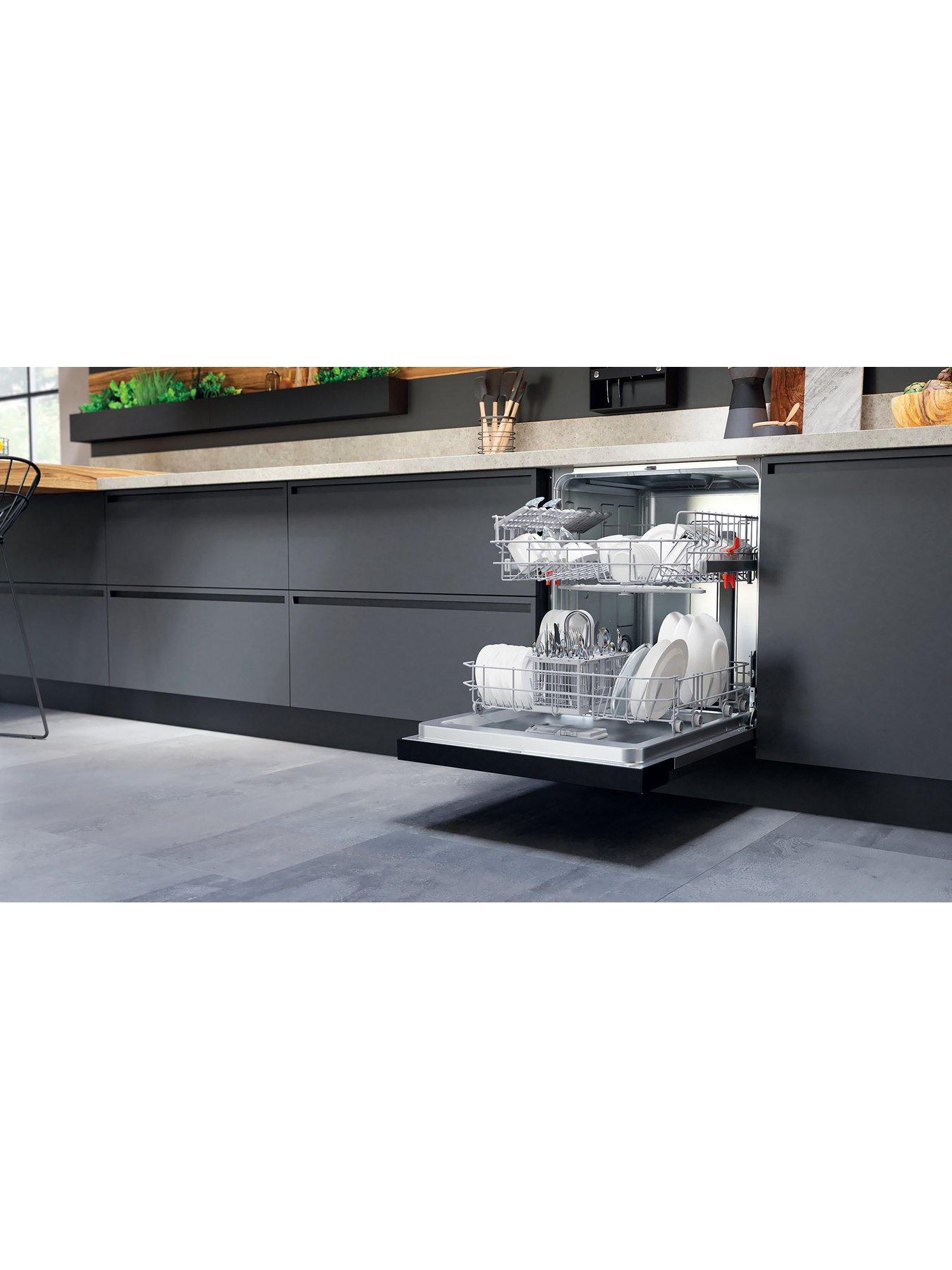 Image 3 of 7 of Hotpoint H3BL626BUK 14 Place Setting Built-in Dishwasher