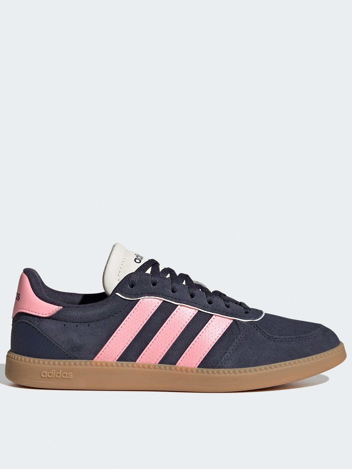 undefined Women's Breaknet Sleek Suede Trainer - Navy/Pink