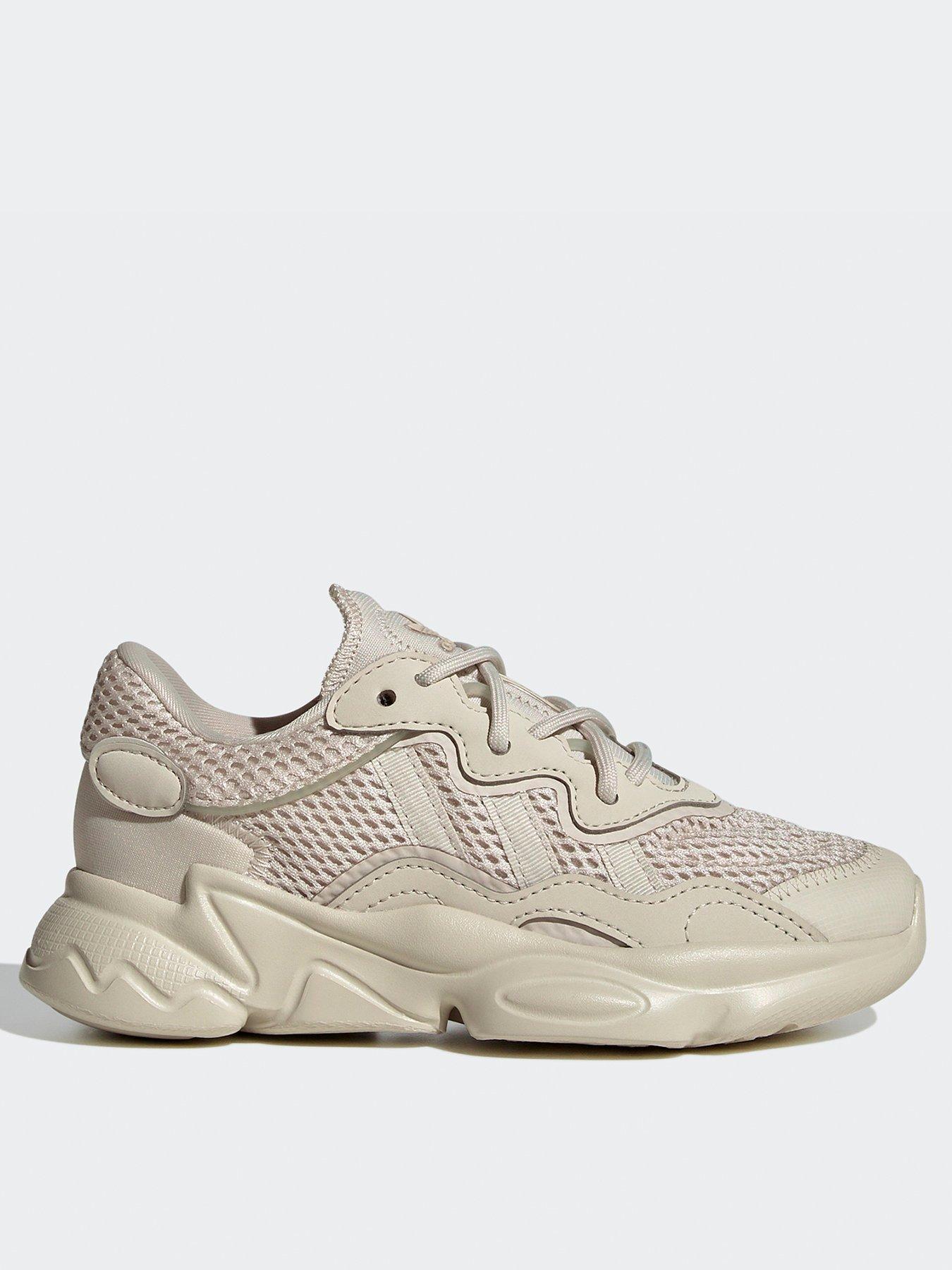 Ozweego size 13 2025