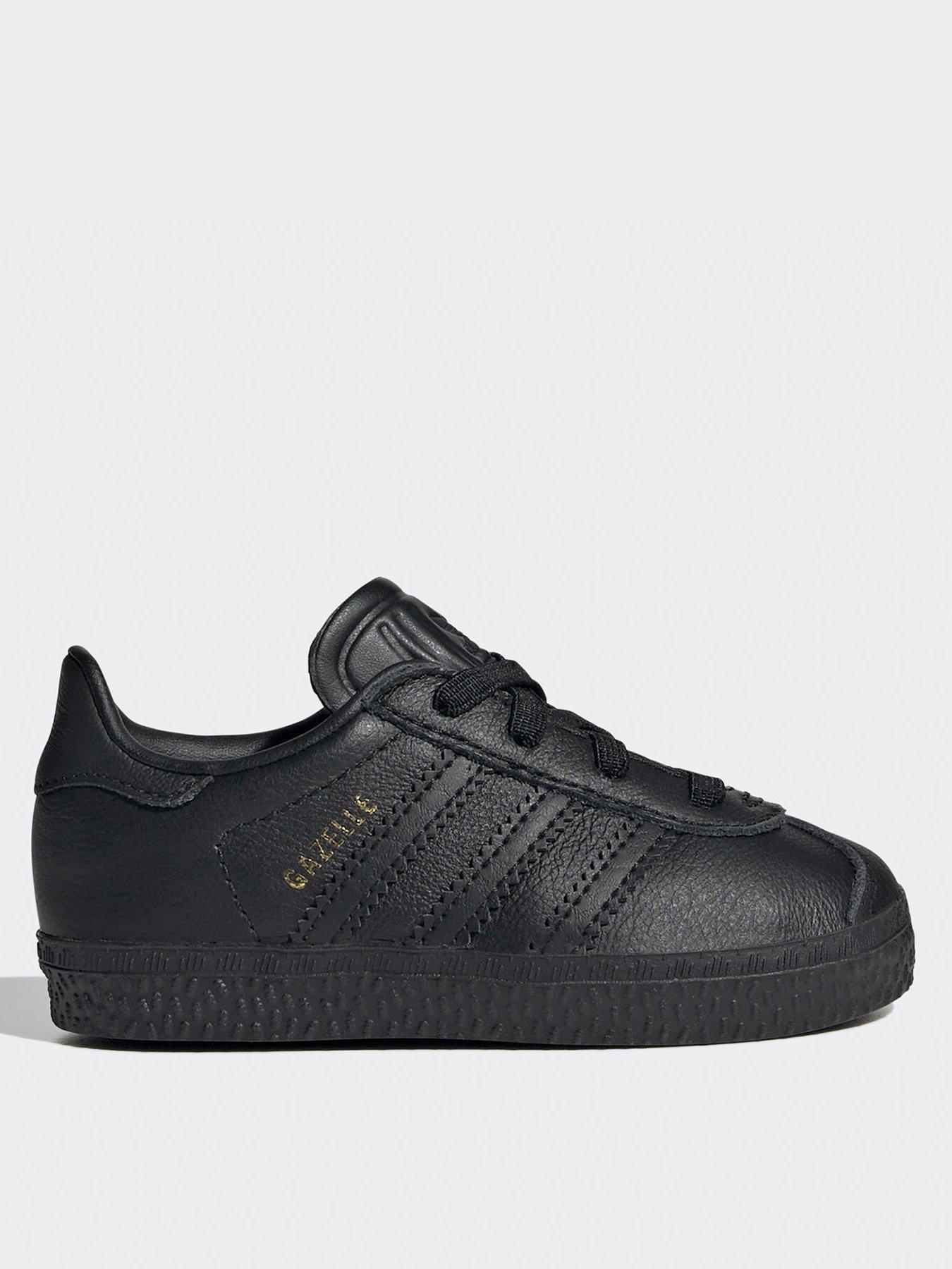 Adidas black junior trainers best sale