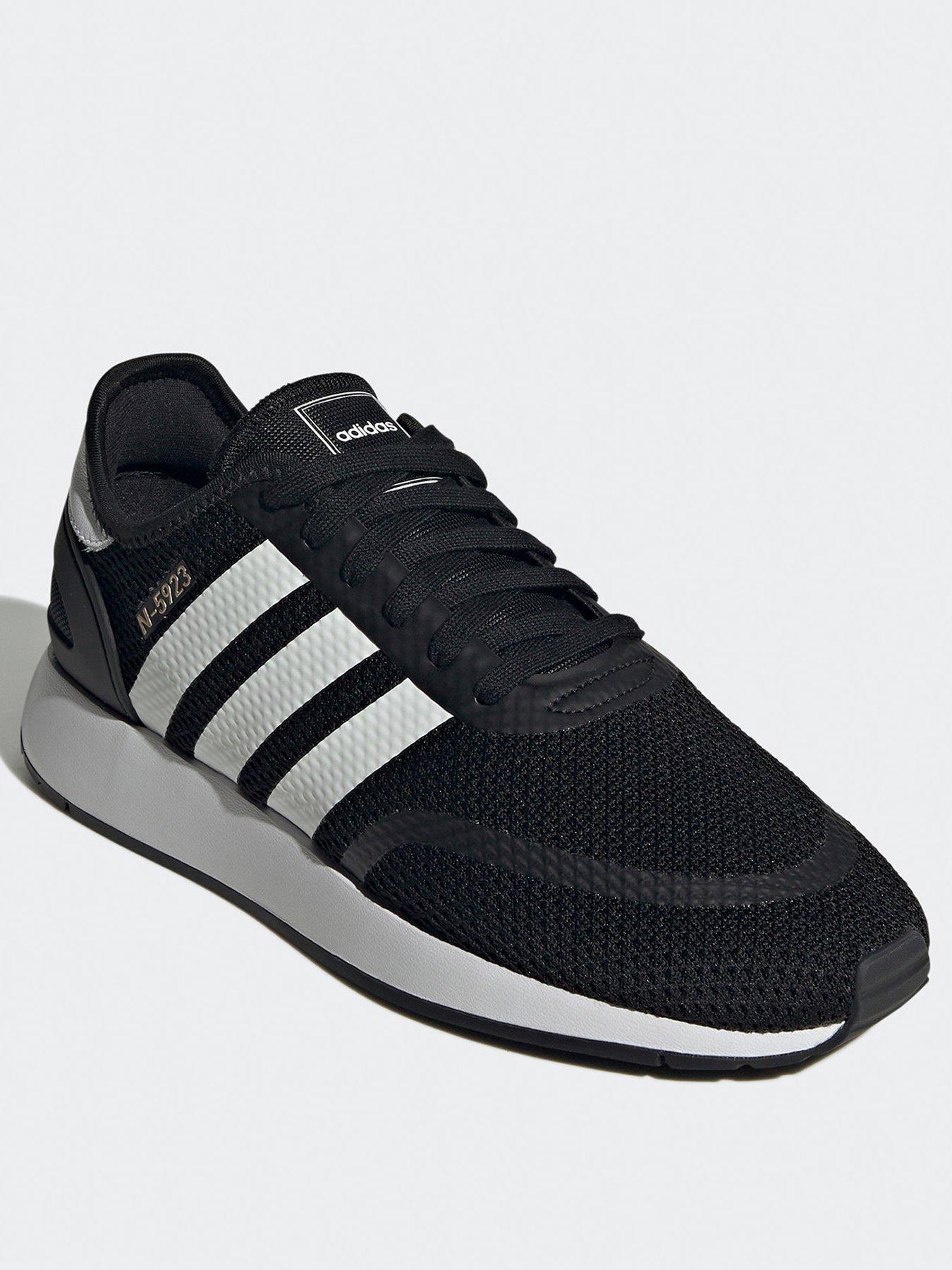 Adidas 5923 nere on sale