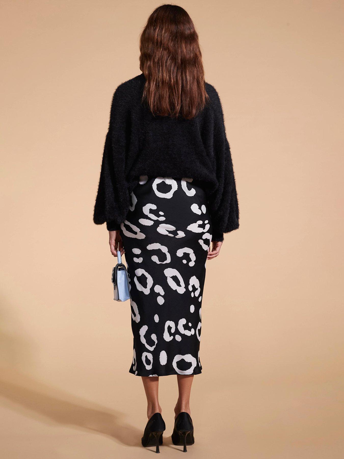 Image 3 of 4 of Dancing Leopard Leopard Printed Midi Skirt - Black