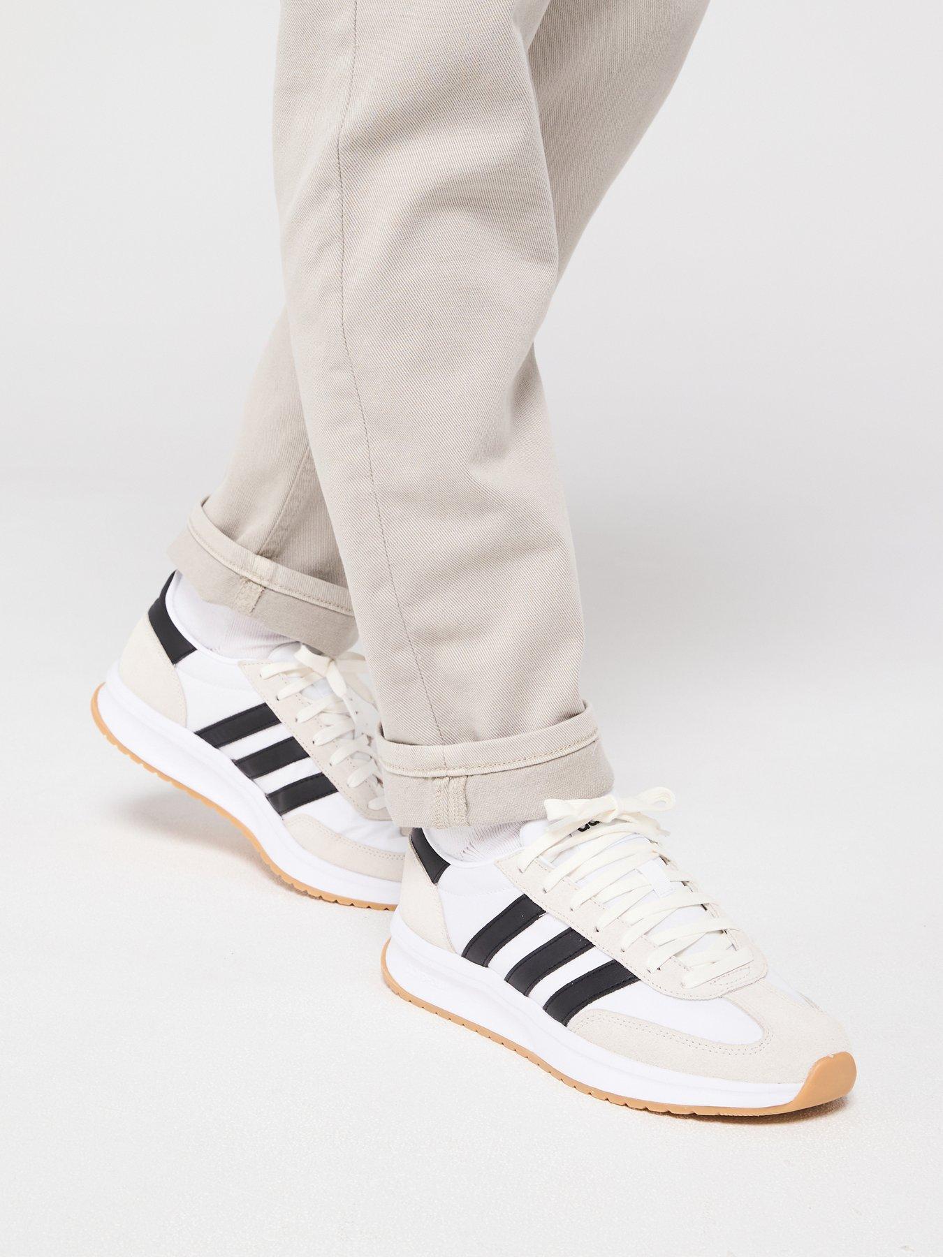 undefined Men's Run 72 Trainers - White/Black