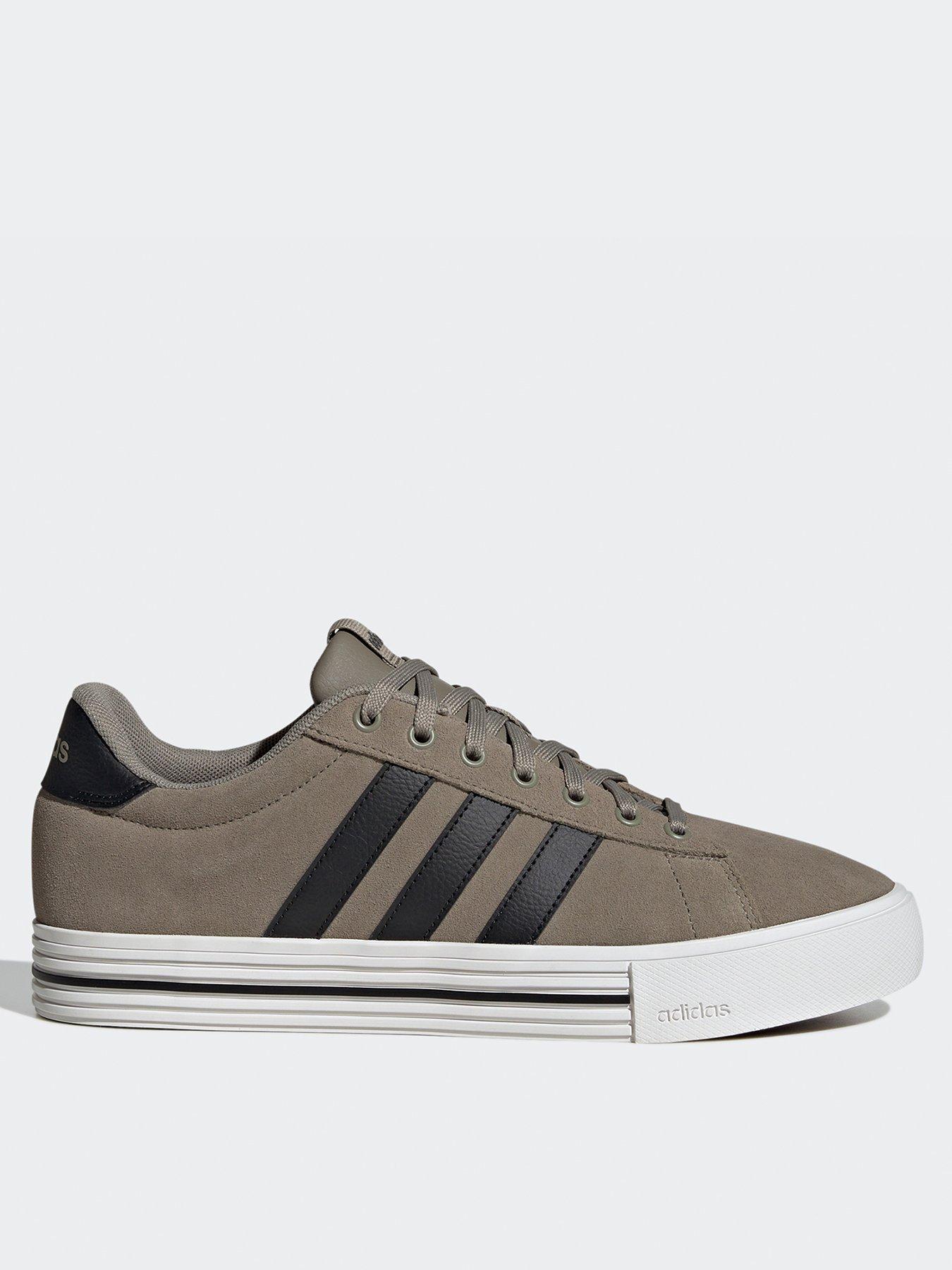 undefined Men's Suede Daily 40 Trainers - Clay/Black