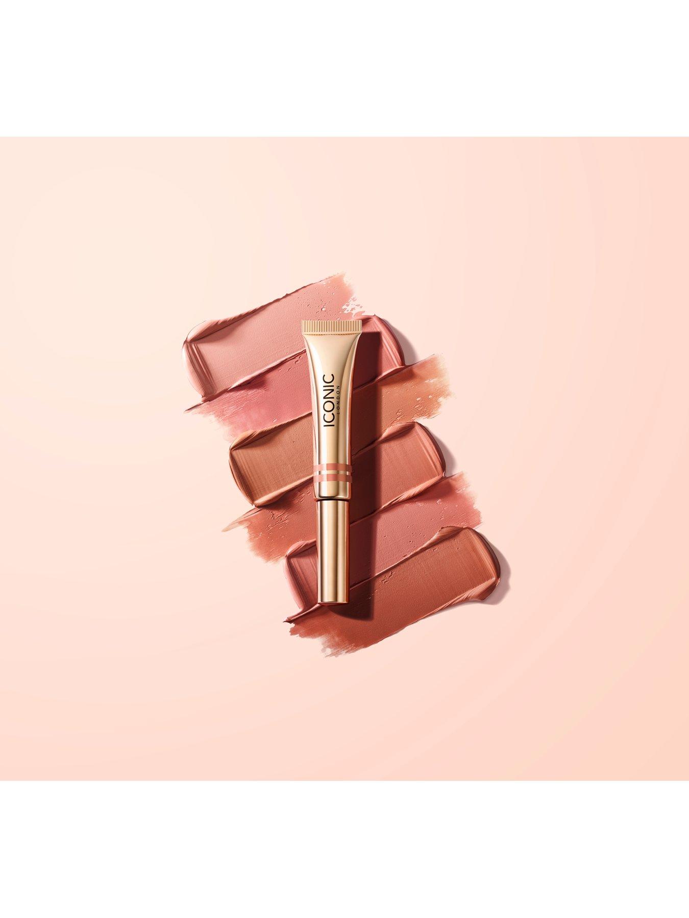 Image 7 of 8 of Iconic London Cloud Kiss Matte Lip Mousse