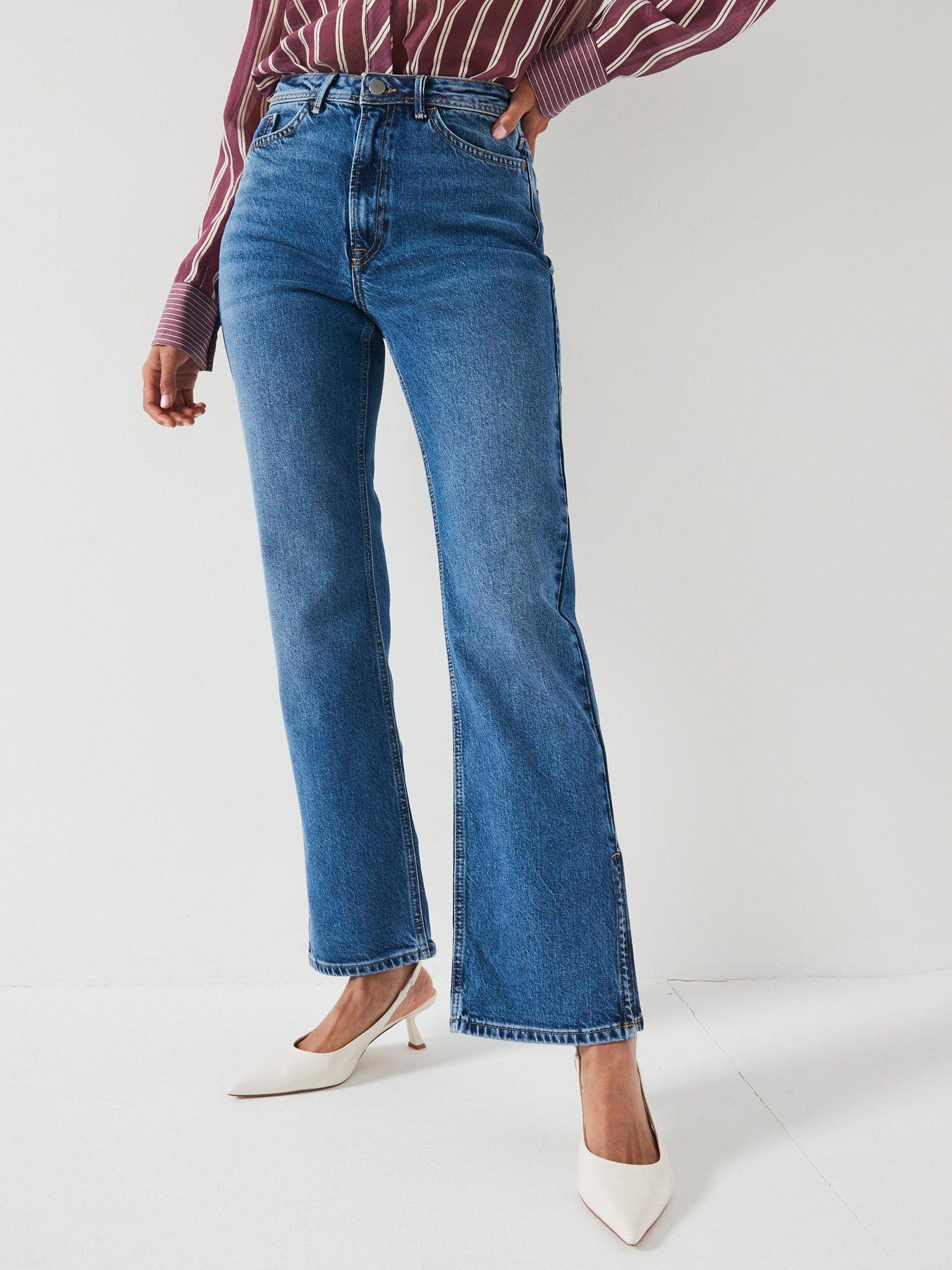 undefined Split Hem Straight Leg Jeans - Midi Wash