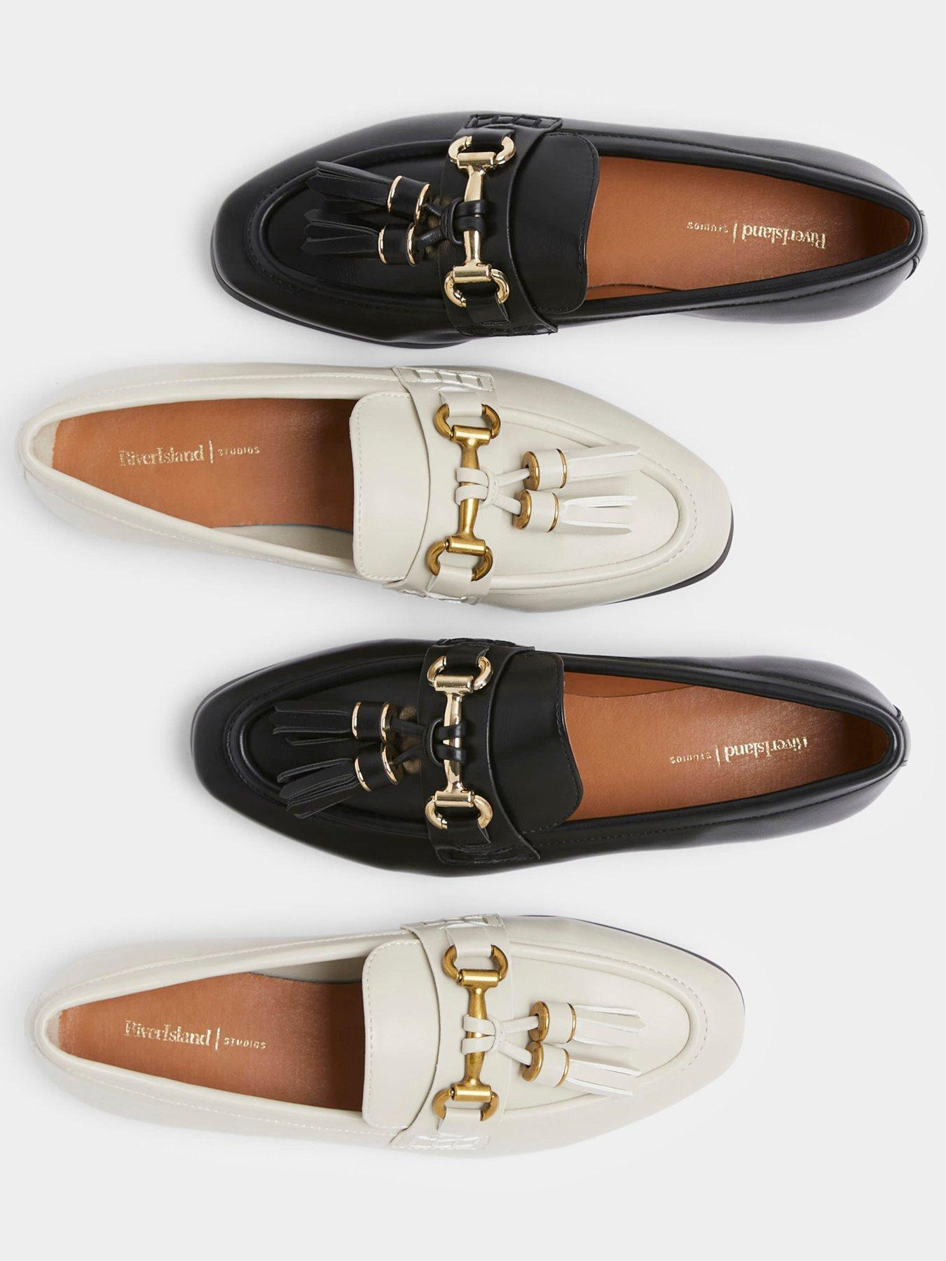 Image 6 of 6 of River Island Tassle Snaffle Loafer - Black