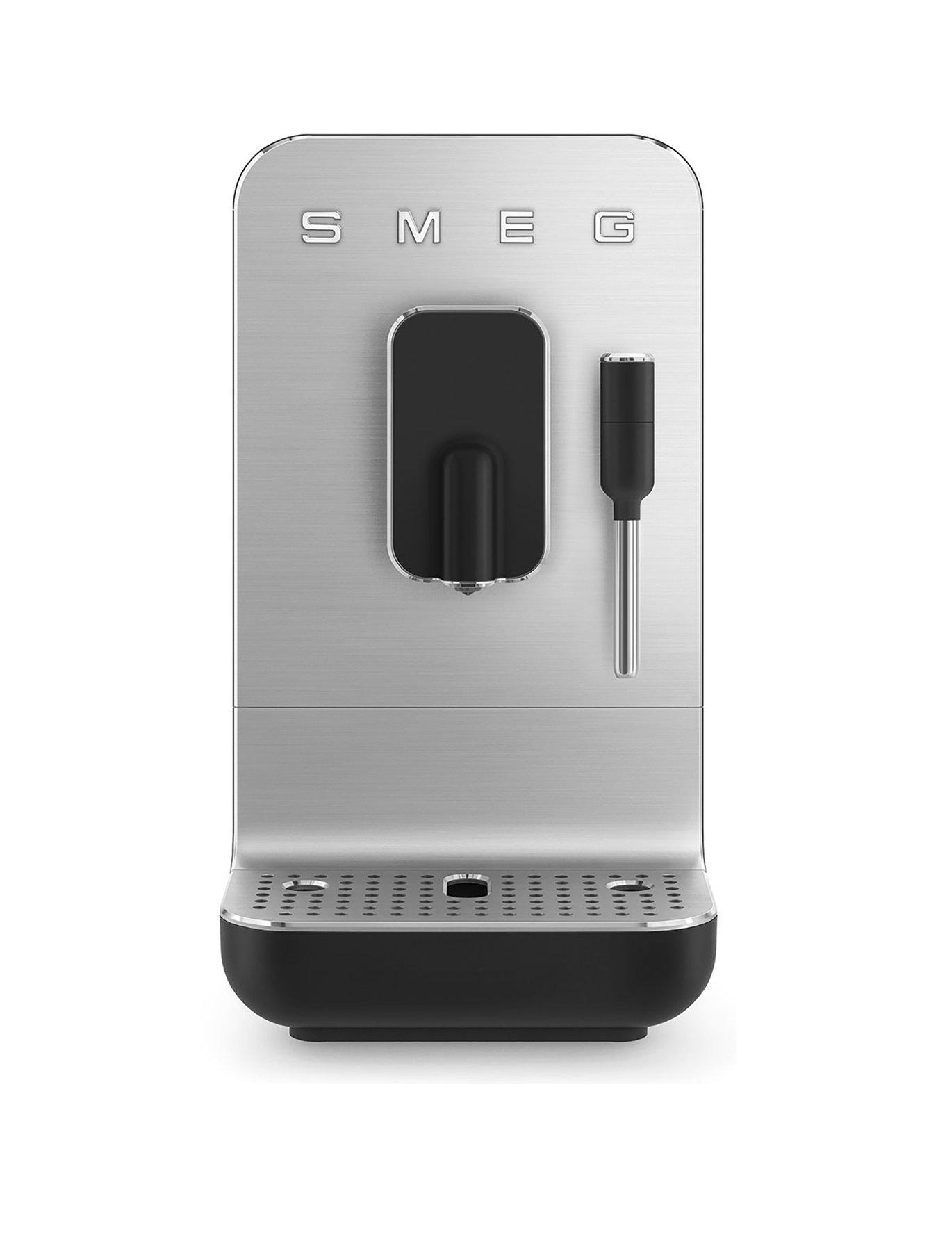 Smeg BCC12 Bean to Cup Coffee Machine - Matte Black