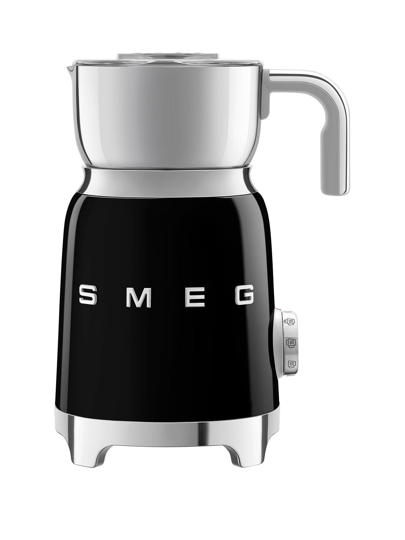 Image 1 of 6 of Smeg MFF11 Milk Frother with Tritan&trade; Renew Lid&nbsp;- Black