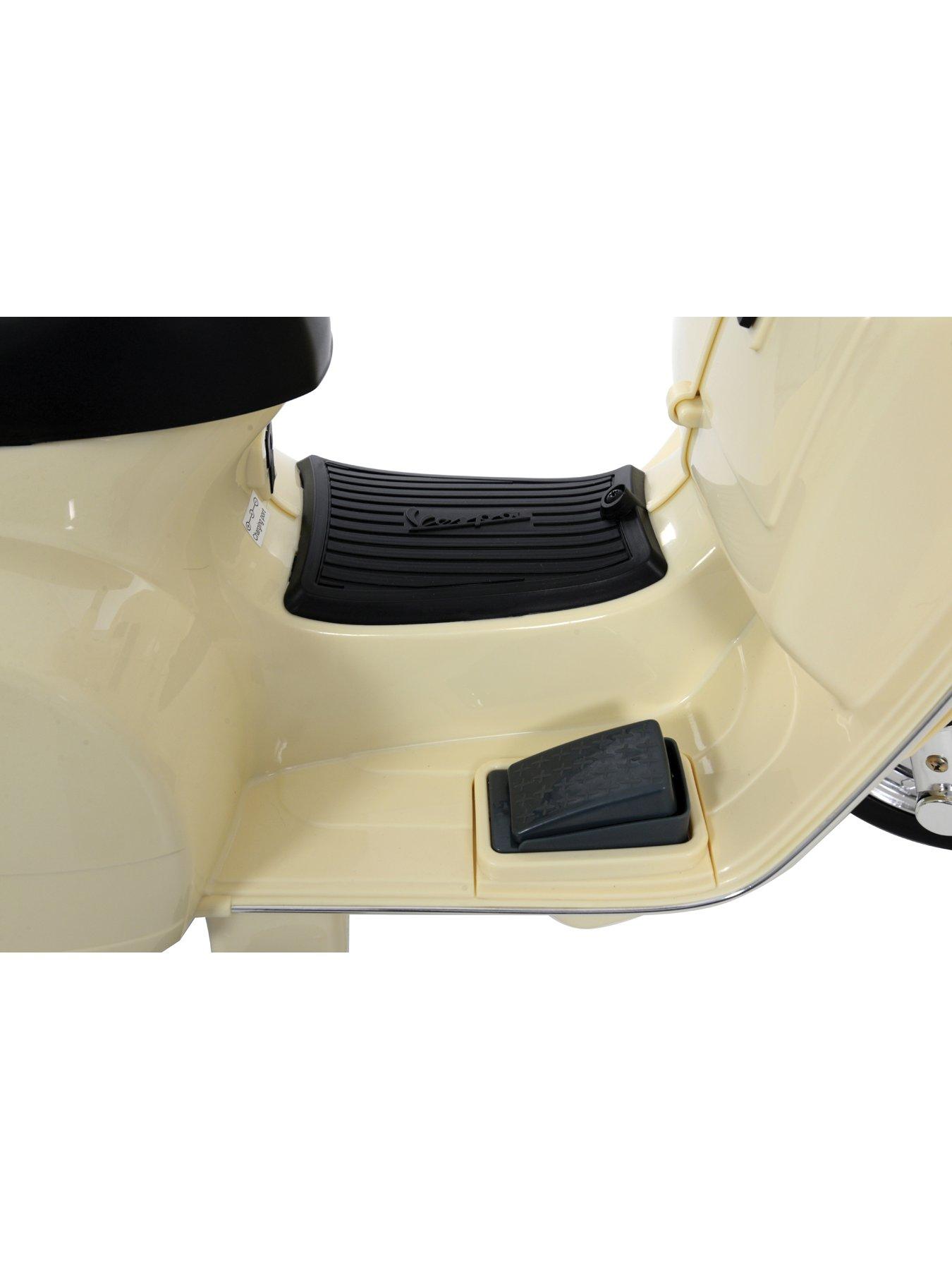 Image 5 of 7 of MoVe 6V Electric Vespa Ride-On for Kids