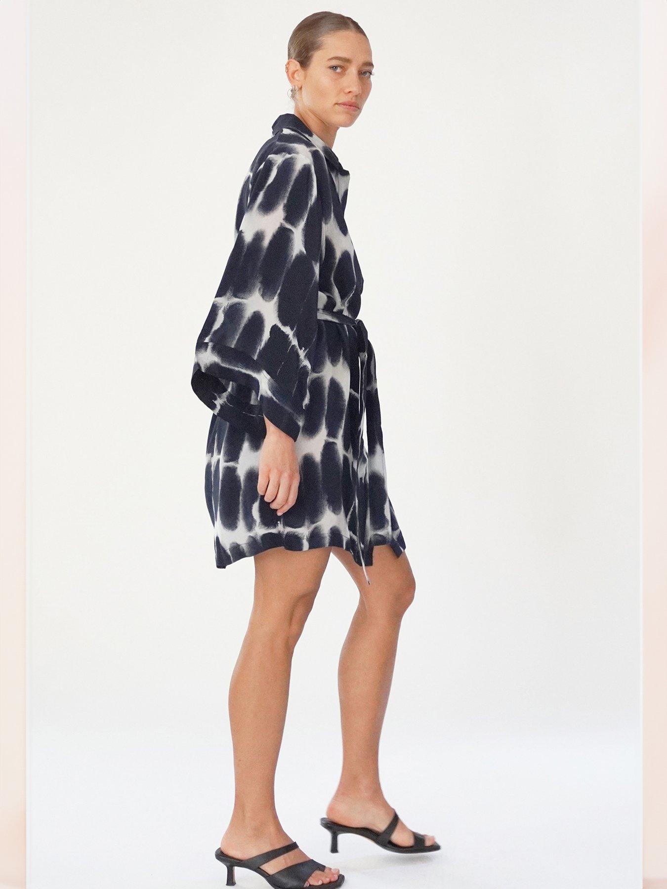 Image 4 of 6 of Religion Kimono Sleeve Tunic Shirt Dress - Navy