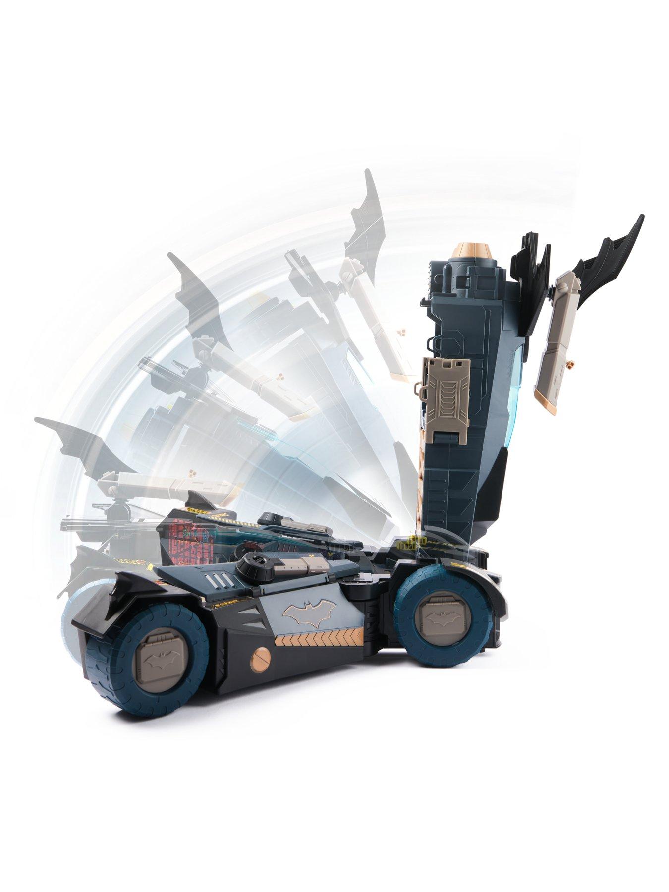 Image 7 of 8 of Batman Transforming Vehicle Playset
