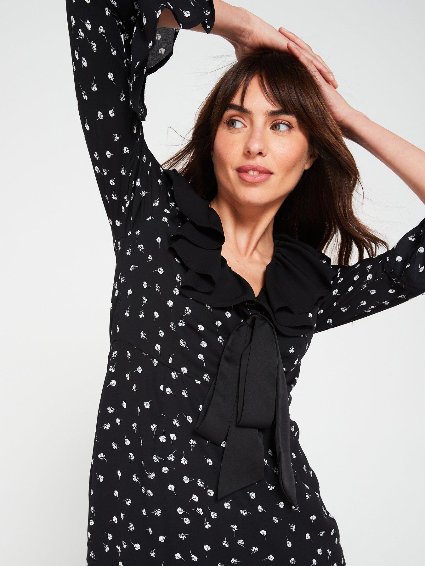 Image 4 of 6 of V by Very Frill Collar Printed Skater Dress - Ditsy Floral Print