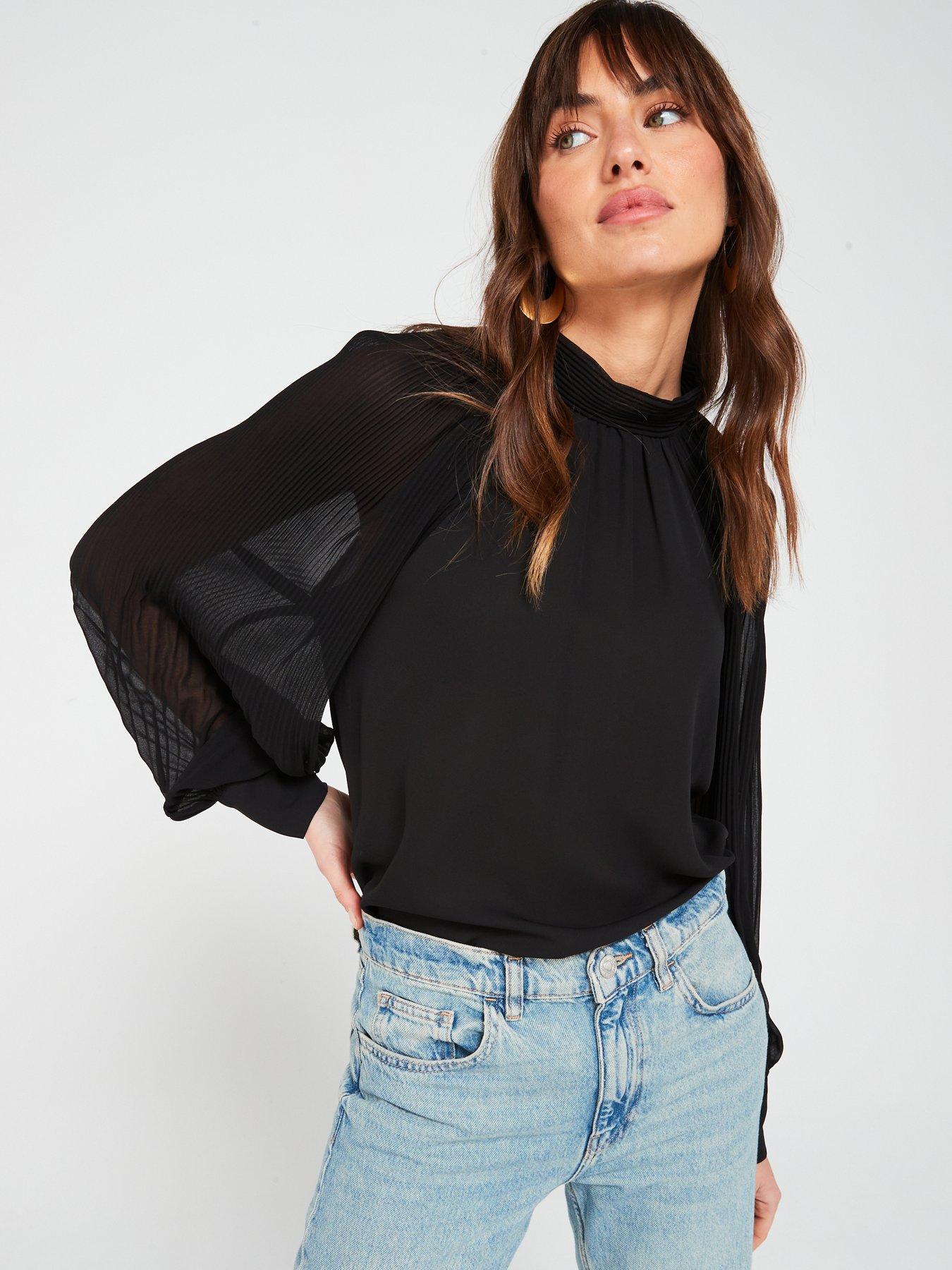 undefined Plisse Volume Sleeve Blouse - Black