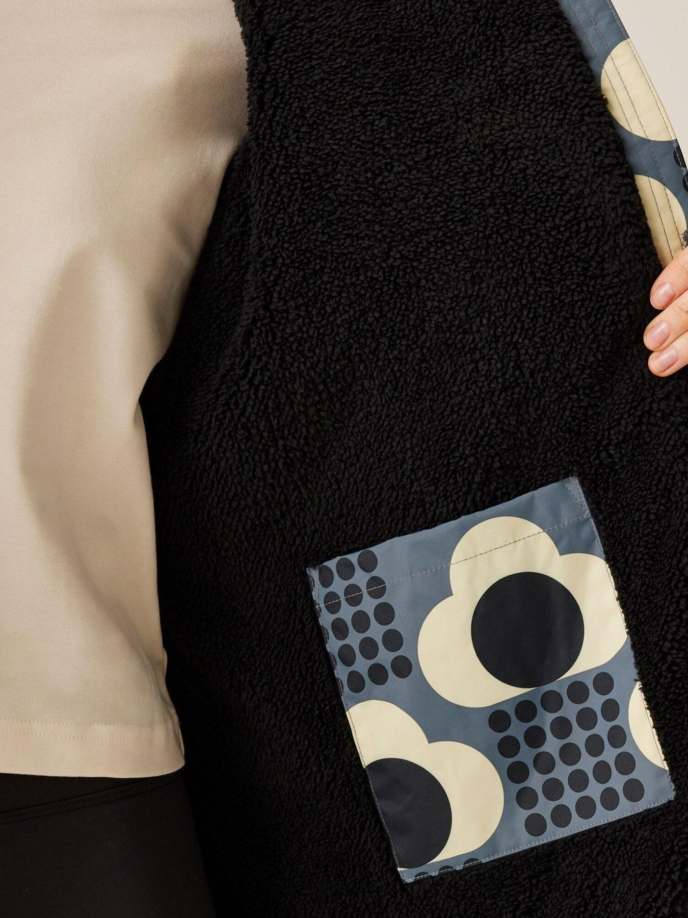 Image 3 of 5 of Regatta Womens Orla Kiely Changing Robe Waterproof Shell -grey