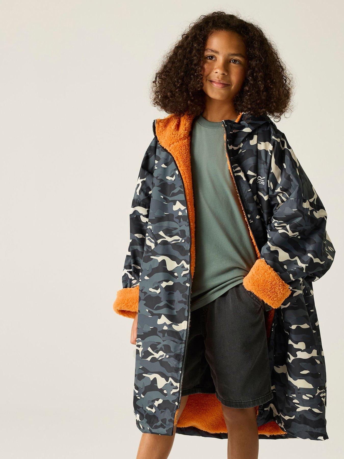 Regatta Junior Changing Robe Waterproof Shell - Black Camo(persimmon)