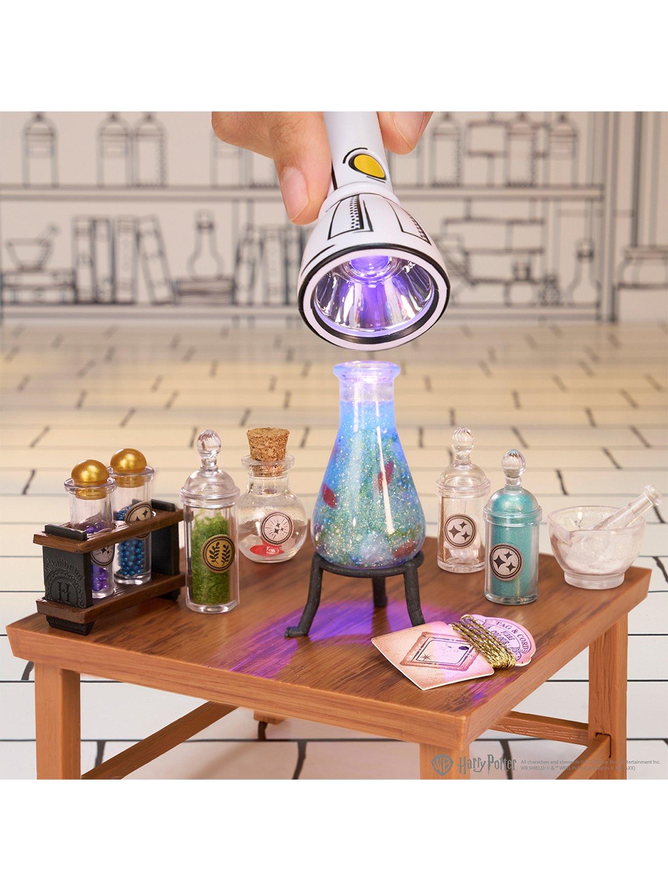 Image 5 of 7 of Mini Verse MGAs Miniverse - Make It Mini Harry Potter Potions Class