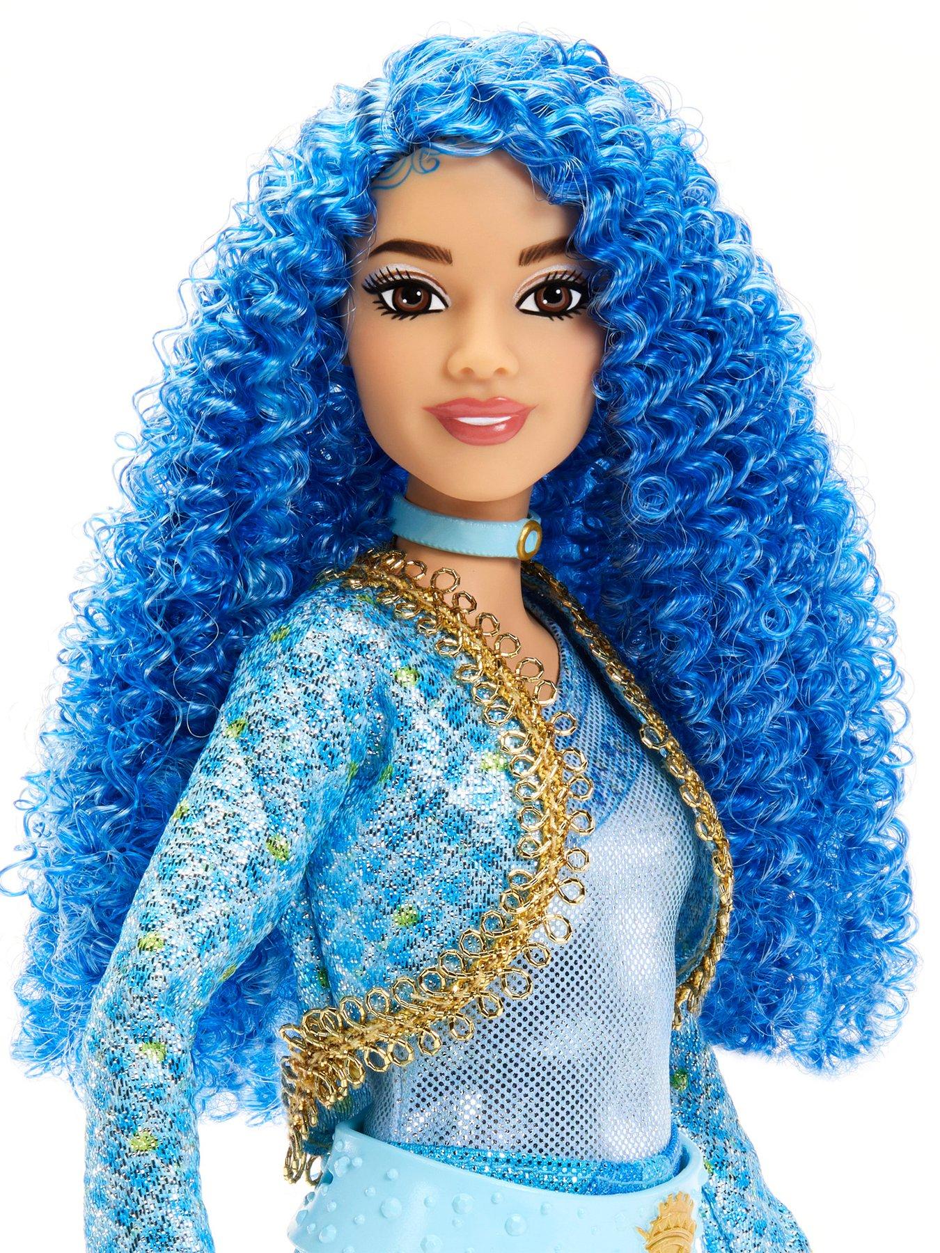 Image 3 of 7 of Disney Descendants The Rise of Red Fashion Doll - Princess Chloe Charming, Daughter of Cinderella