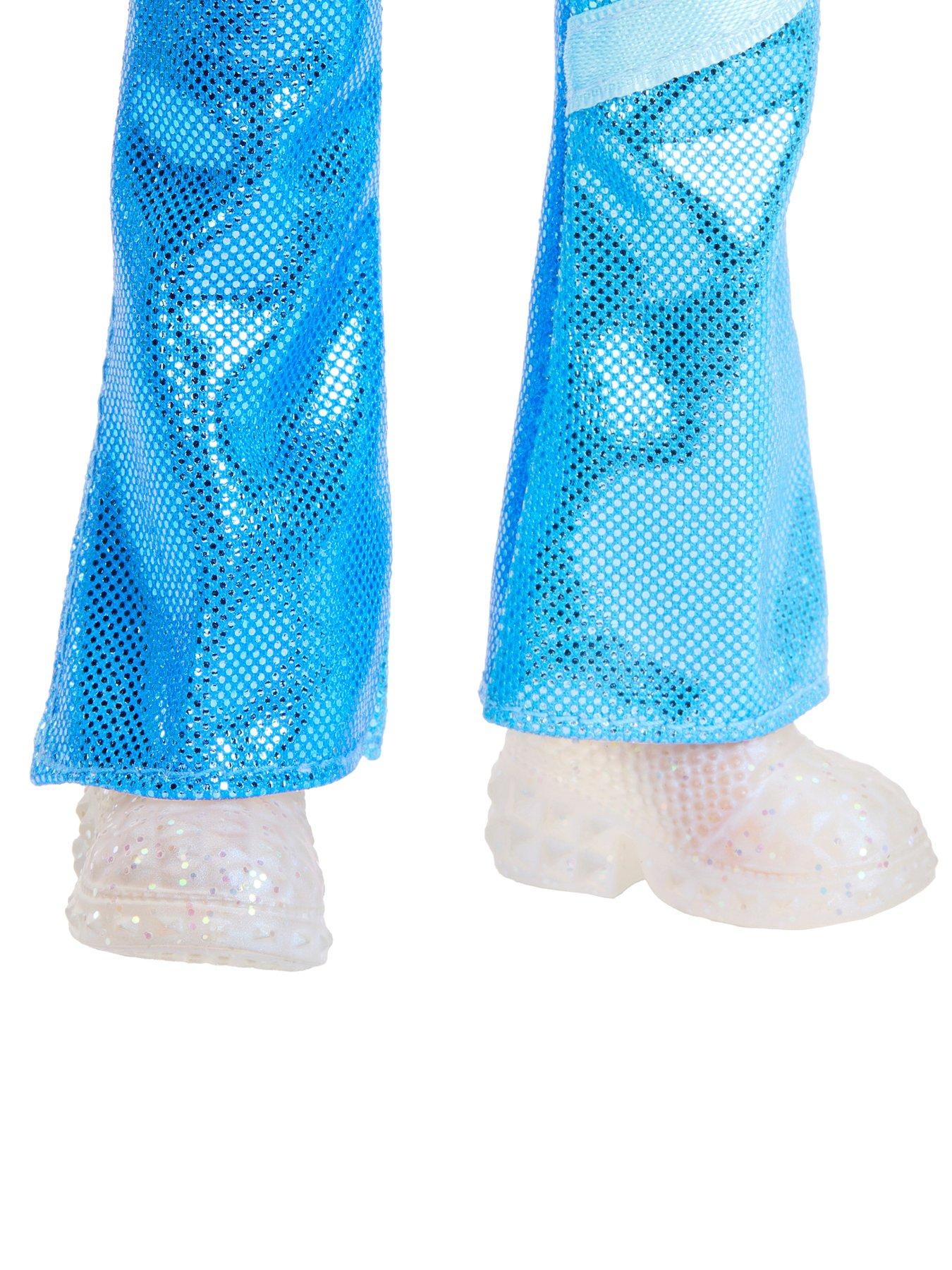 Image 5 of 7 of Disney Descendants The Rise of Red Fashion Doll - Princess Chloe Charming, Daughter of Cinderella