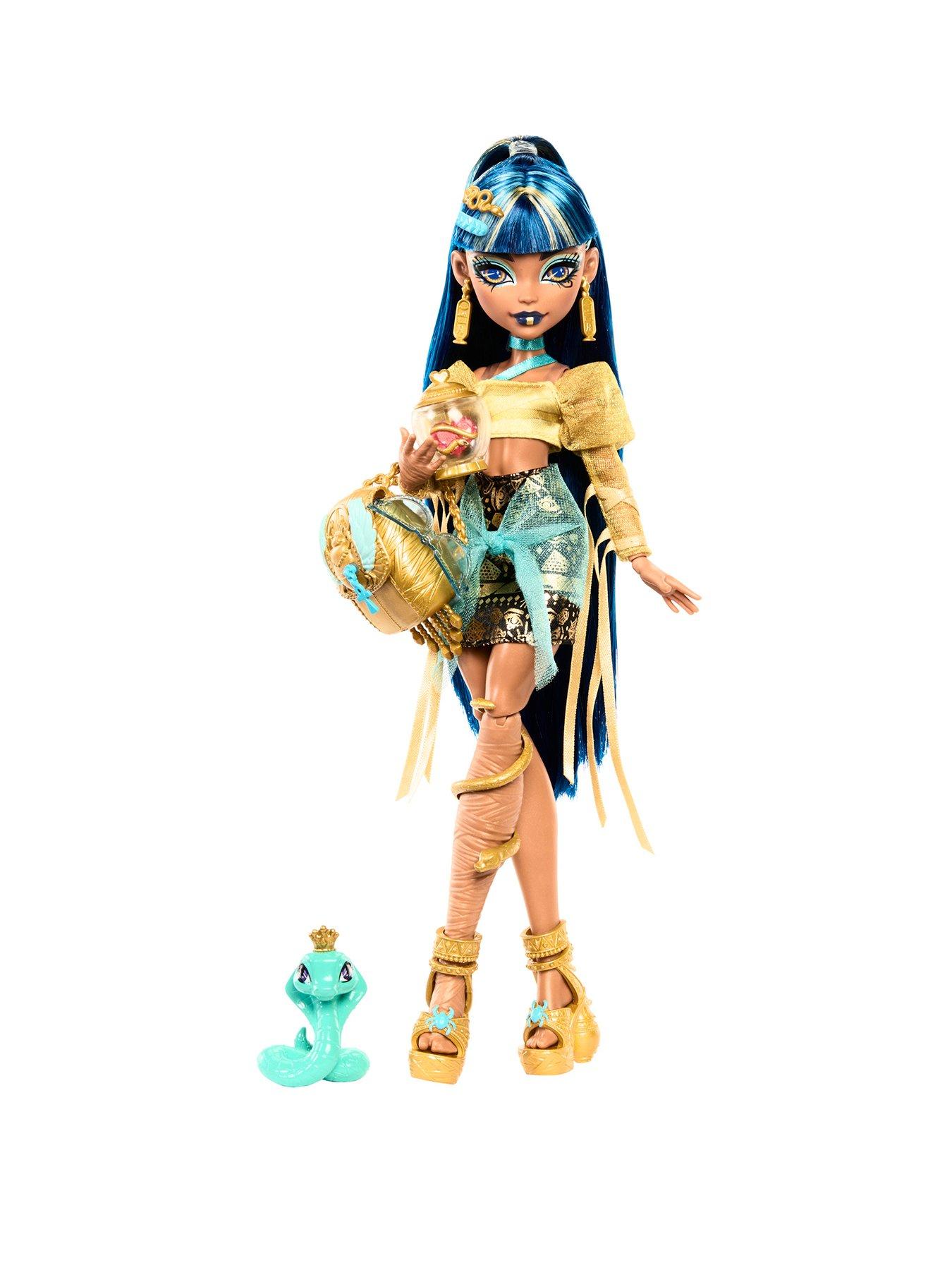 Monster High Cleo De Nile Fashion Doll with Pet Hissette and Accessories Very