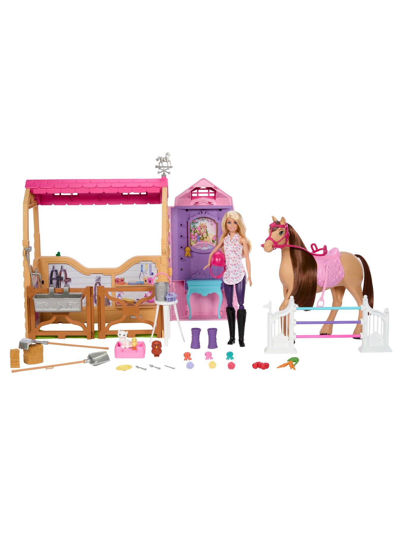 Mysteries The Great Horse Chase Ultimate Stable Playset