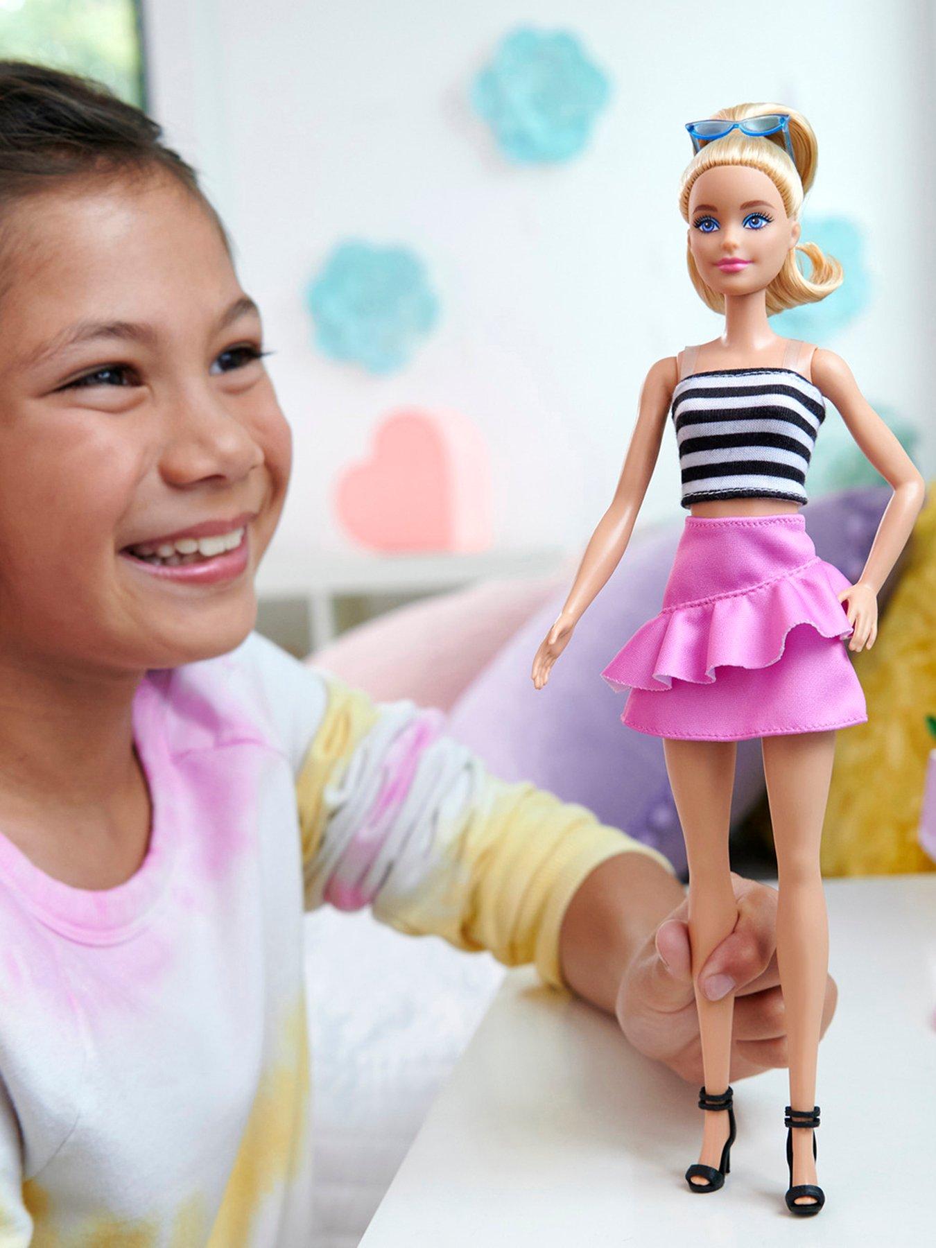 Barbie poseable doll online