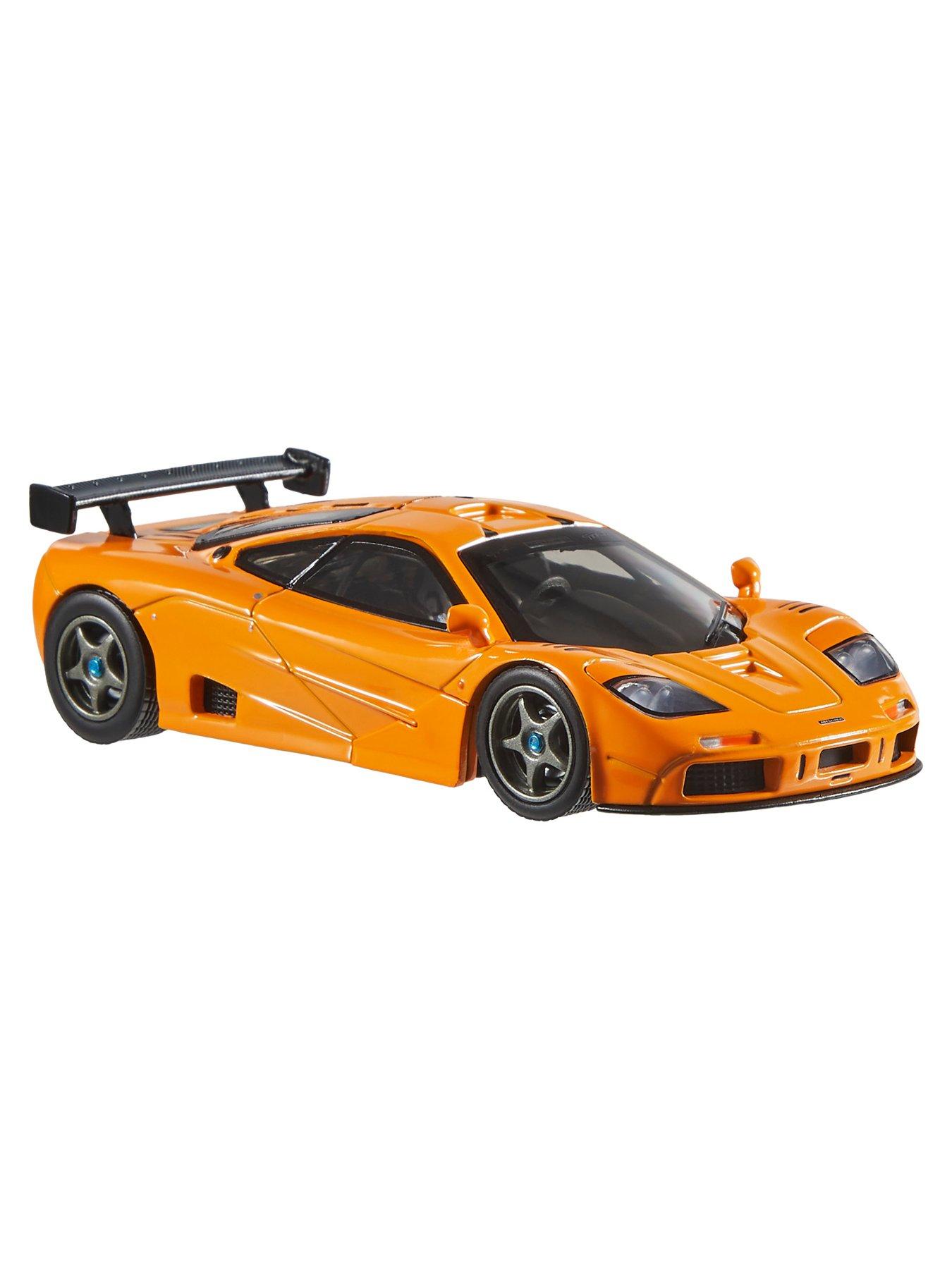 Image 3 of 6 of Hot Wheels Premium 1:43: McLaren F1 GTR