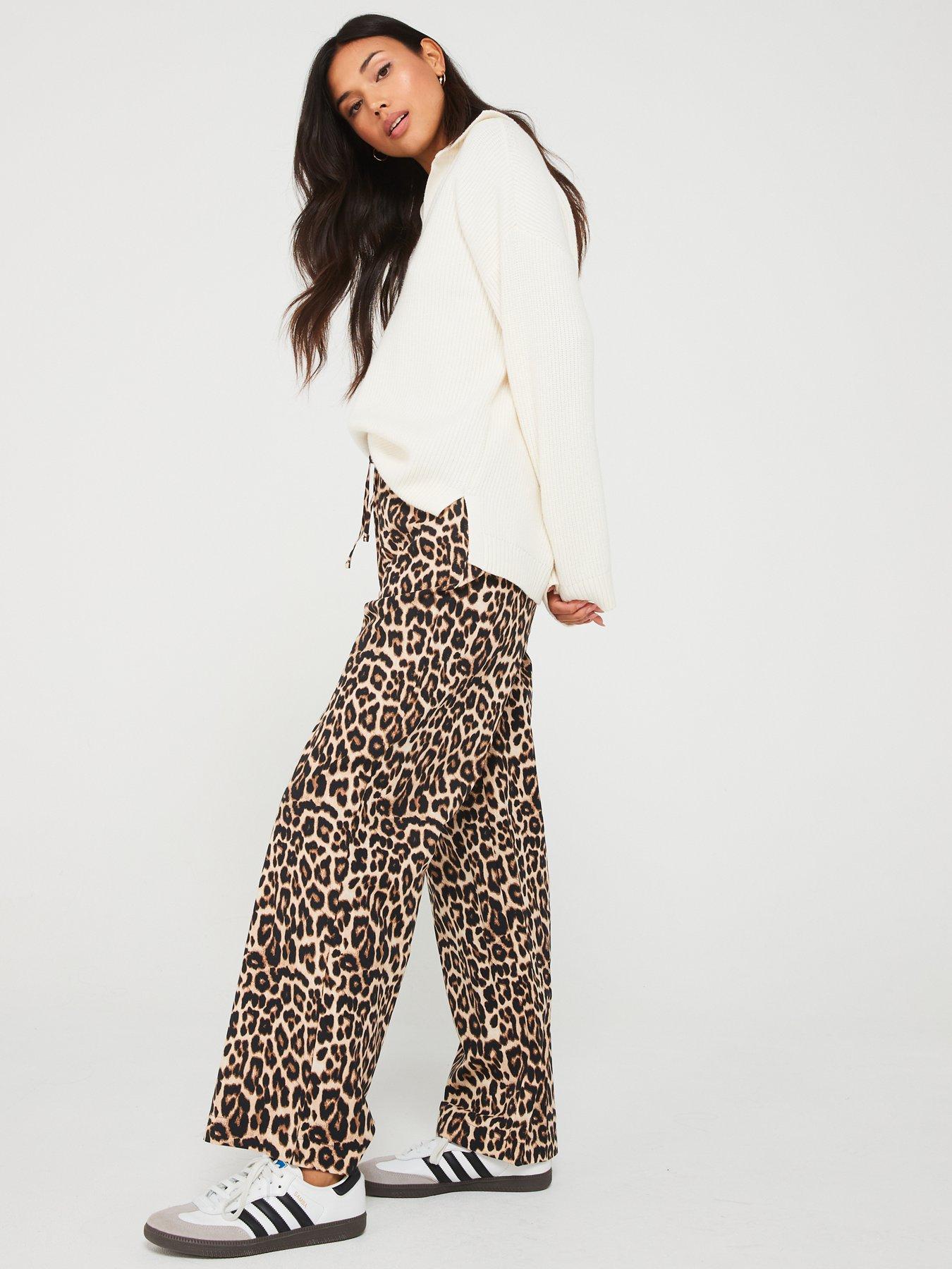 Image 5 of 5 of Only Leopard Print Woven Pant - Black