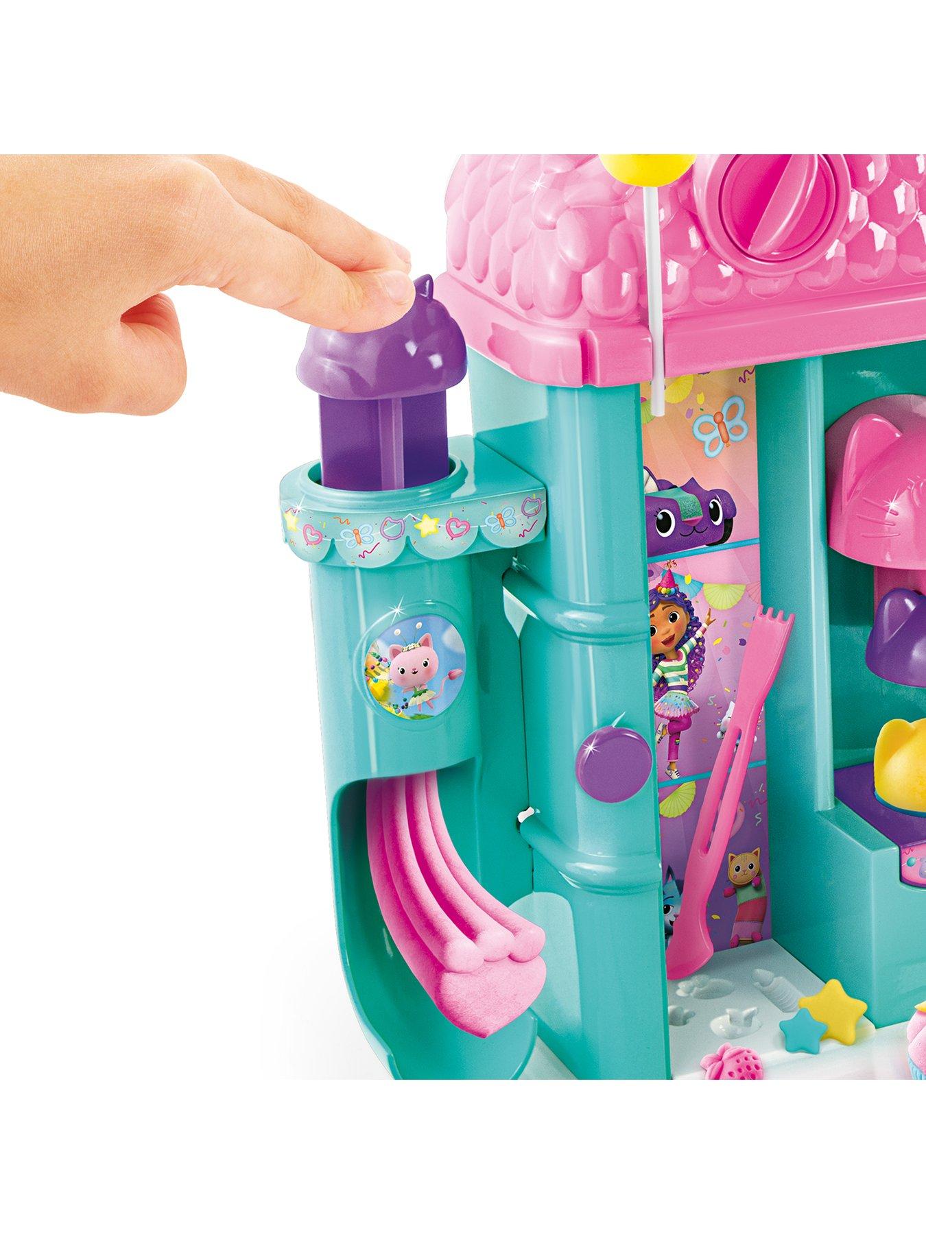 Carte de colorat Gabby s Dollhouse - 438 produse