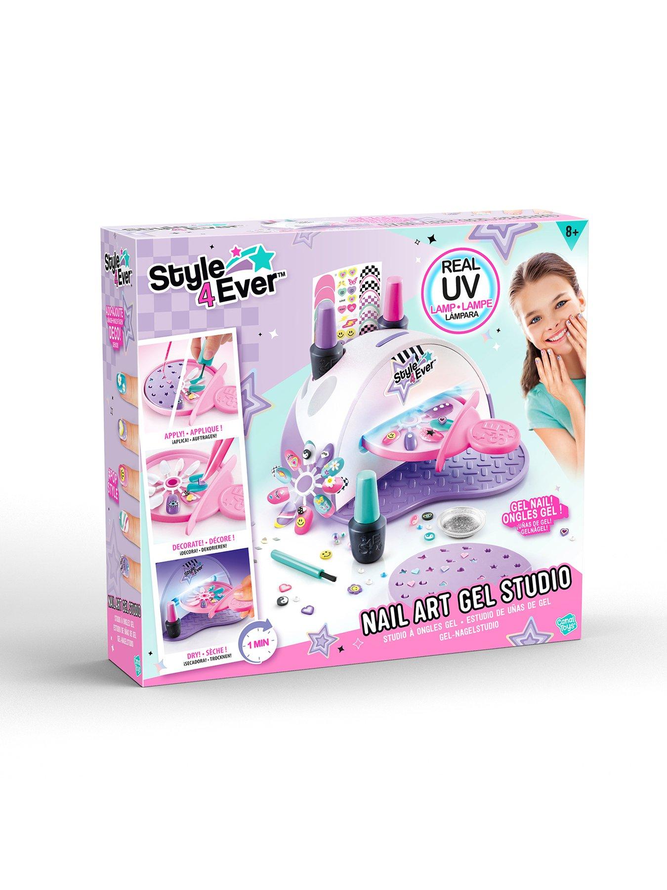 Image 2 of 7 of Style 4 Ever Nail Art Gel Studio