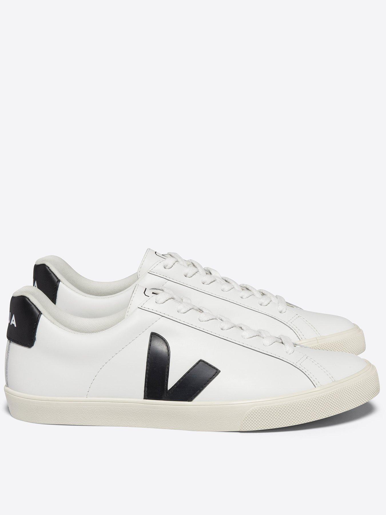 Veja Mens Esplar Logo Trainers - White/Black