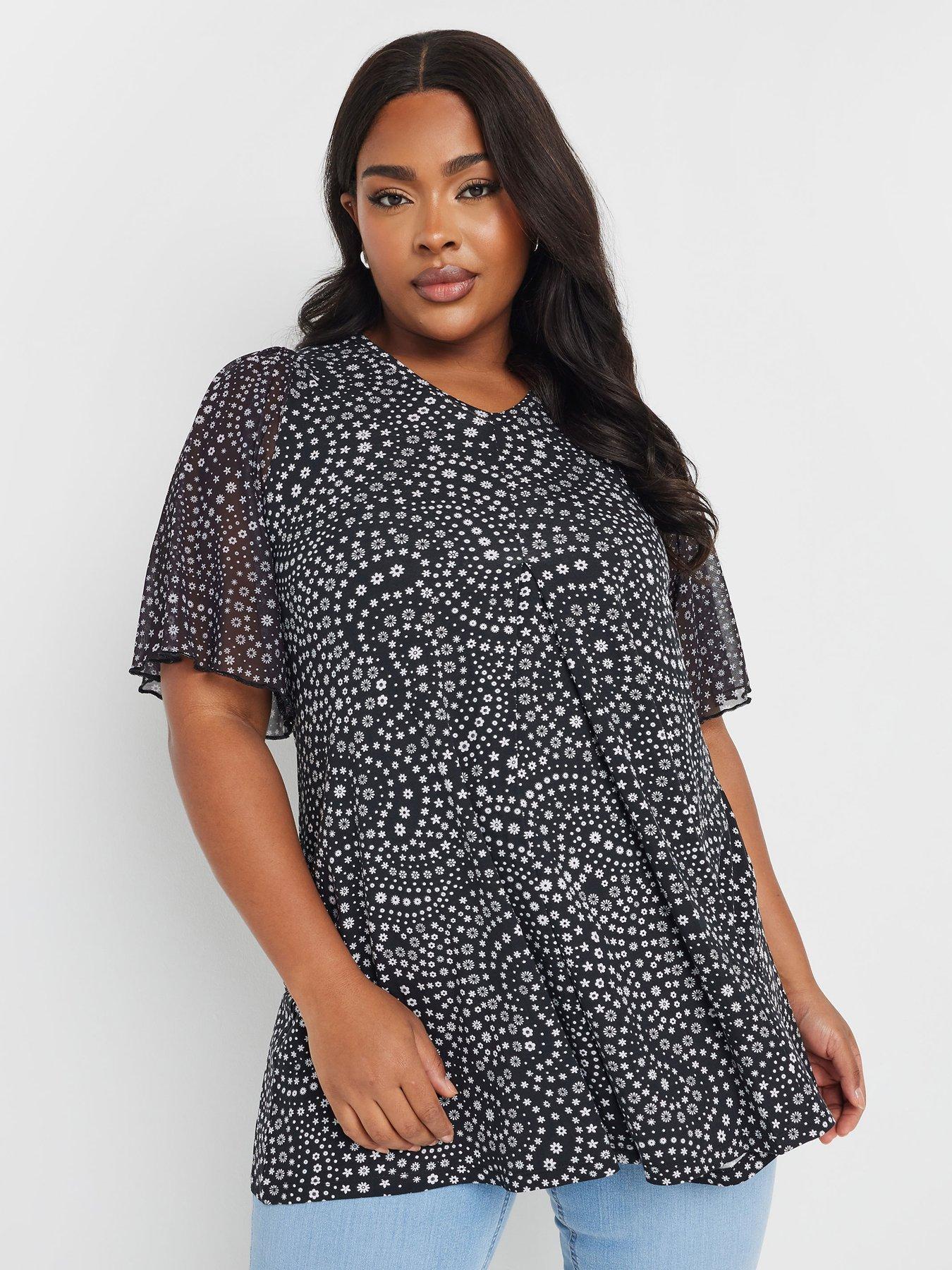 undefined Curve Pleat Front Mesh Sleeve Top - Black