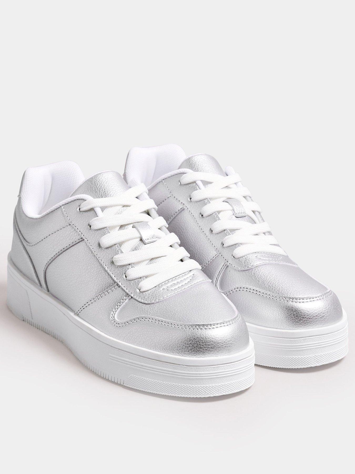 Image 2 of 4 of Yours Wide Fit Chunky Trainer - Silver