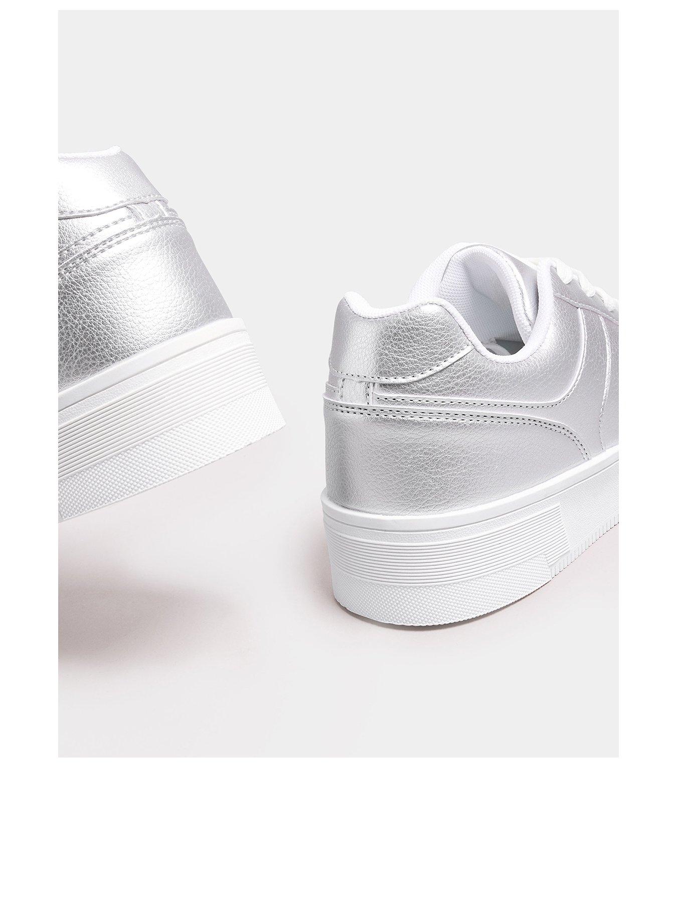 Image 3 of 4 of Yours Wide Fit Chunky Trainer - Silver