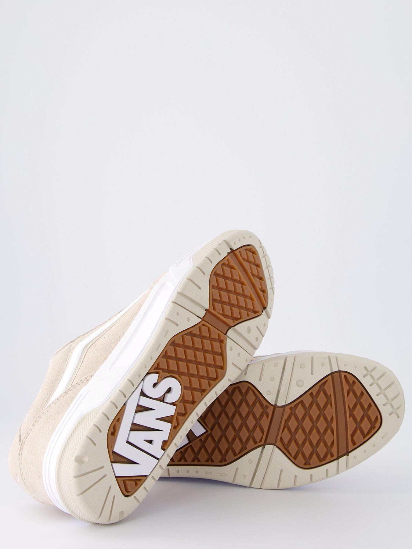 Image 5 of 7 of Vans Women's Hylane Skate Trainers - Beige